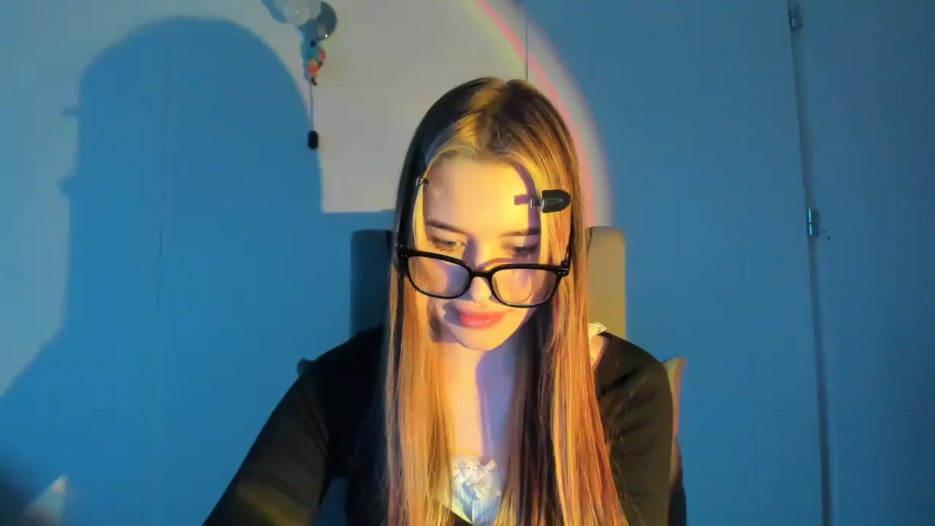 Gallery image thumbnail from DiscoGirl's myfreecams stream on, 02/25/2026, 16:23 image 6 of 20
