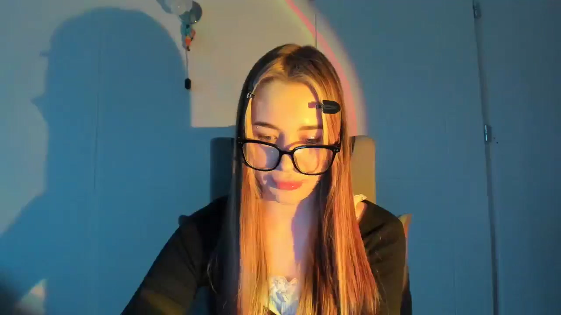 Gallery image thumbnail from DiscoGirl's myfreecams stream on, 02/25/2026, 16:23 image 5 of 20
