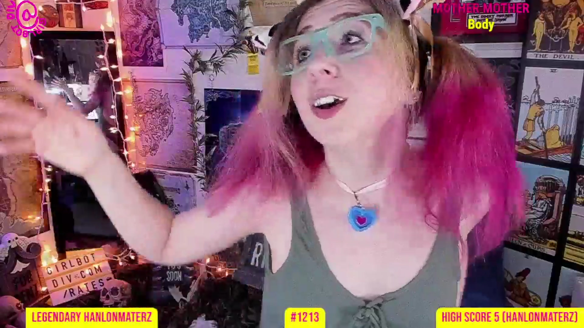 Gallery image thumbnail from DivSavel's myfreecams stream on, 09/01/2025, 01:20 image 16 of 20