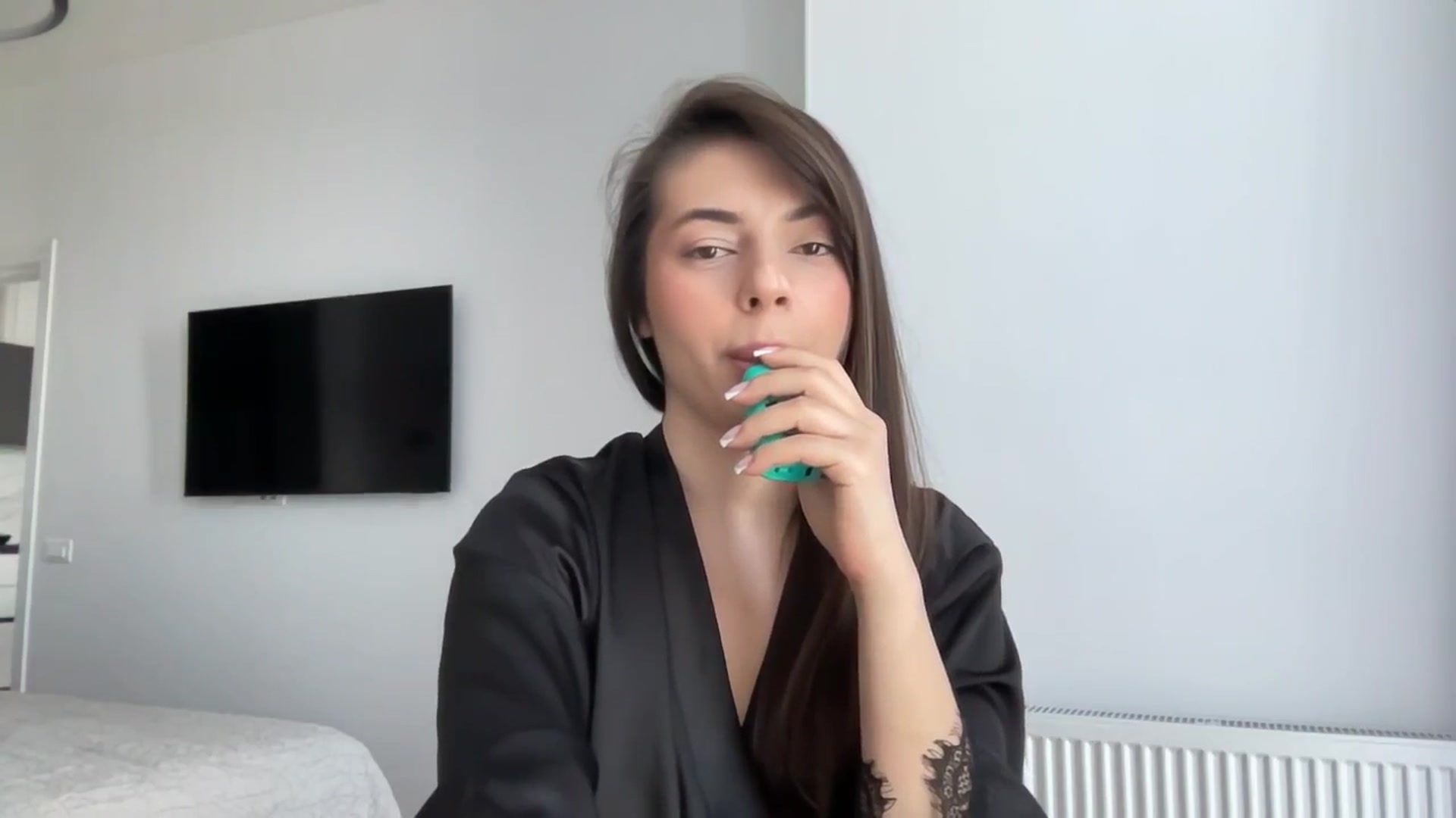 Gallery image thumbnail from Diva_Oliva1's myfreecams stream on, 05/31/2025, 15:36 image 6 of 20