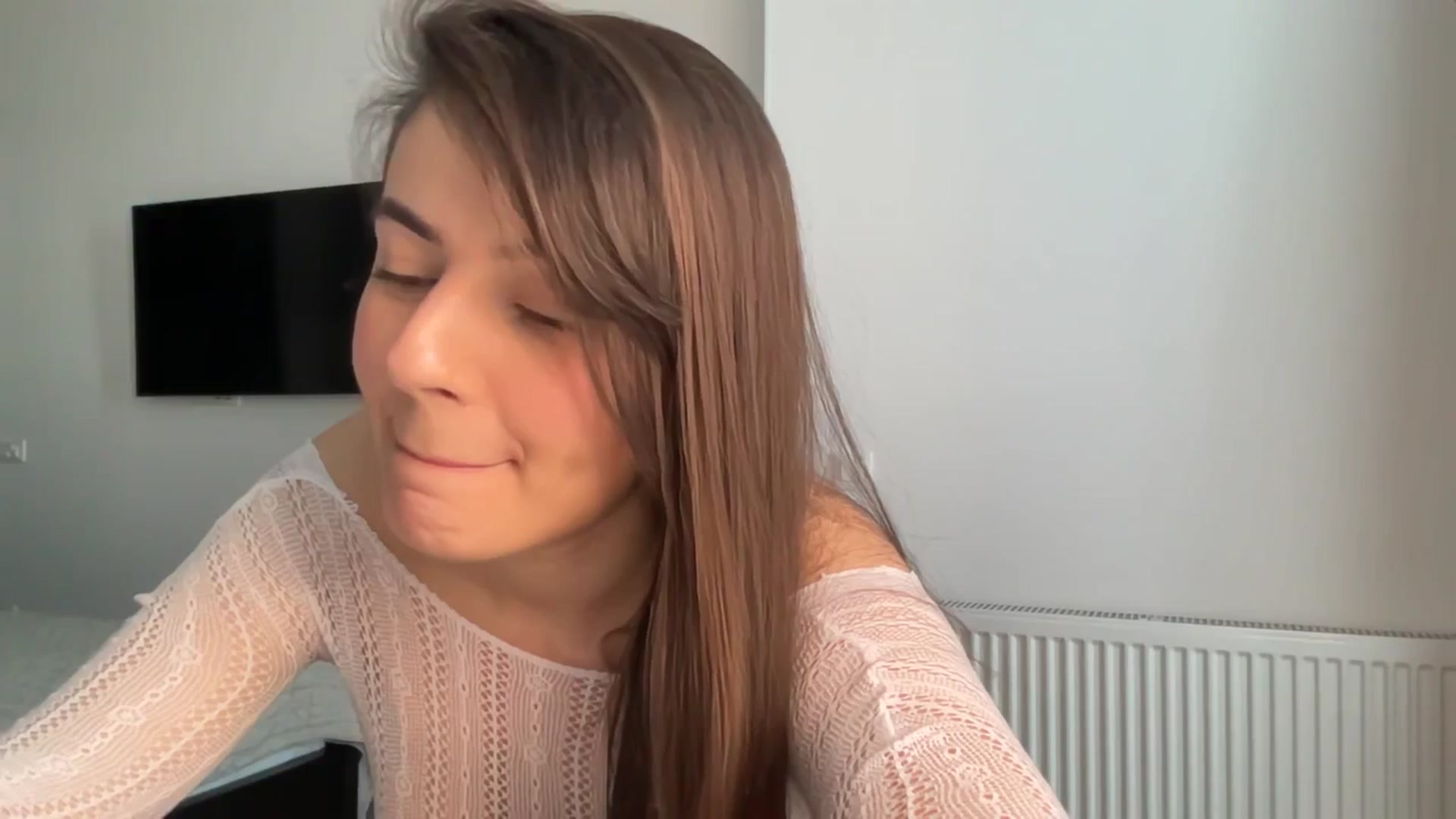 Gallery image thumbnail from Diva_Oliva1's myfreecams stream on, 06/03/2025, 17:00 image 8 of 20
