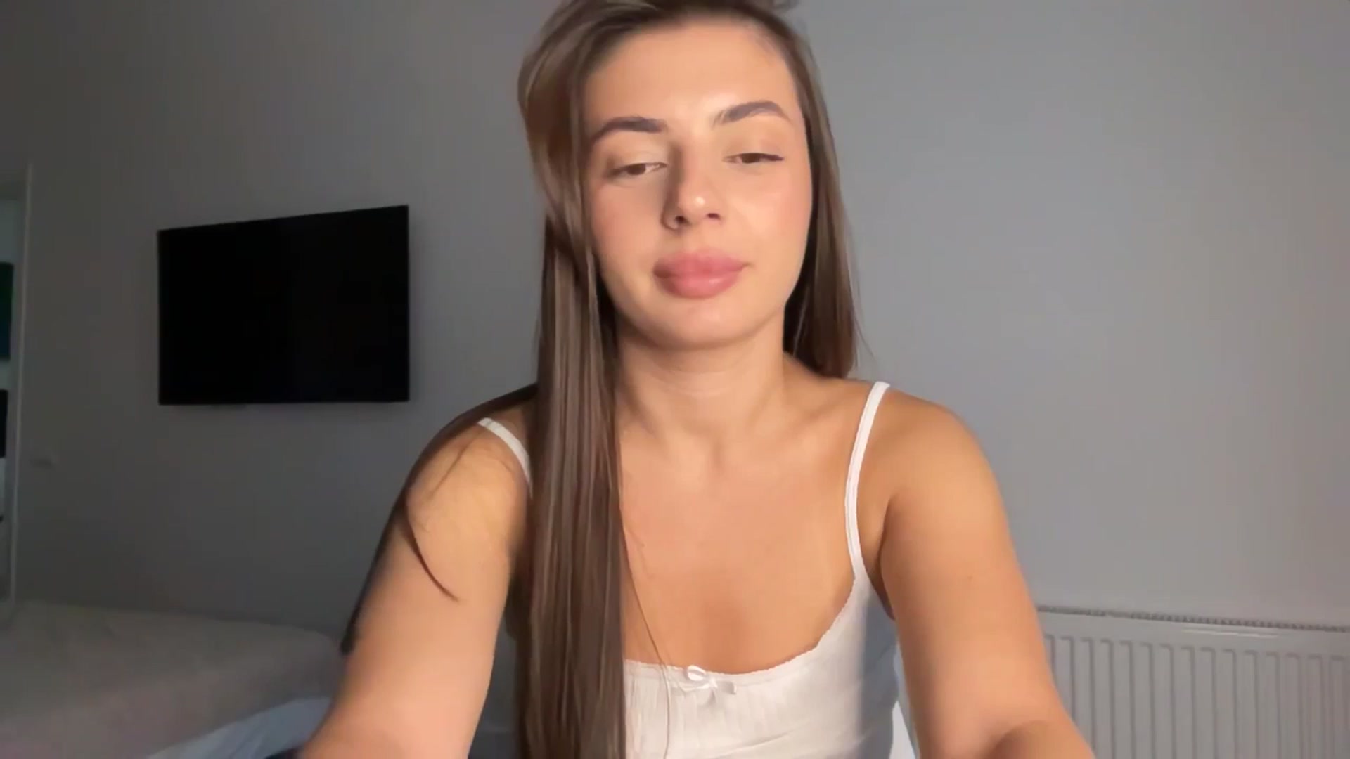 Gallery image thumbnail from Diva_Oliva1's myfreecams stream on, 09/17/2025, 15:02 image 5 of 20