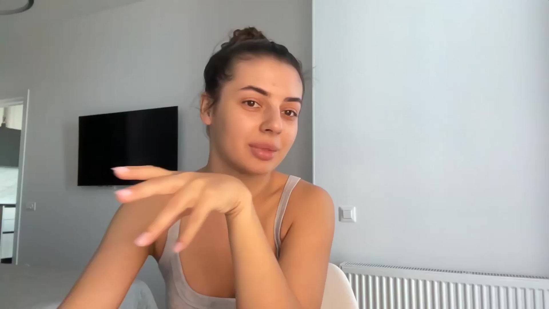 Gallery image thumbnail from Diva_Oliva1's myfreecams stream on, 09/20/2025, 13:39 image 2 of 20