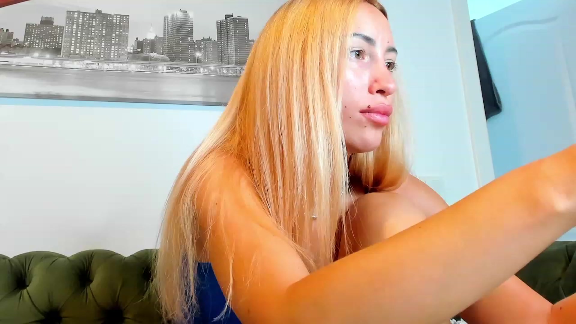 Gallery image thumbnail from DivineBaby's myfreecams stream on, 09/19/2023, 09:28 image 3 of 20