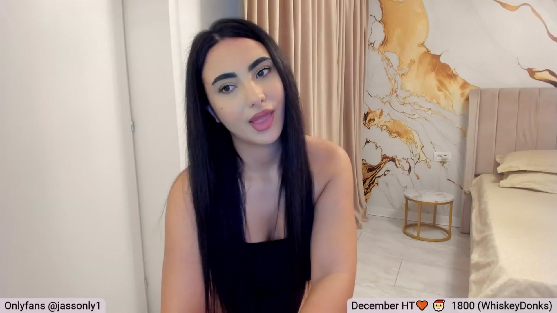 Gallery image thumbnail from DivineJass's myfreecams stream on, 12/18/2025, 14:27 image 6 of 20