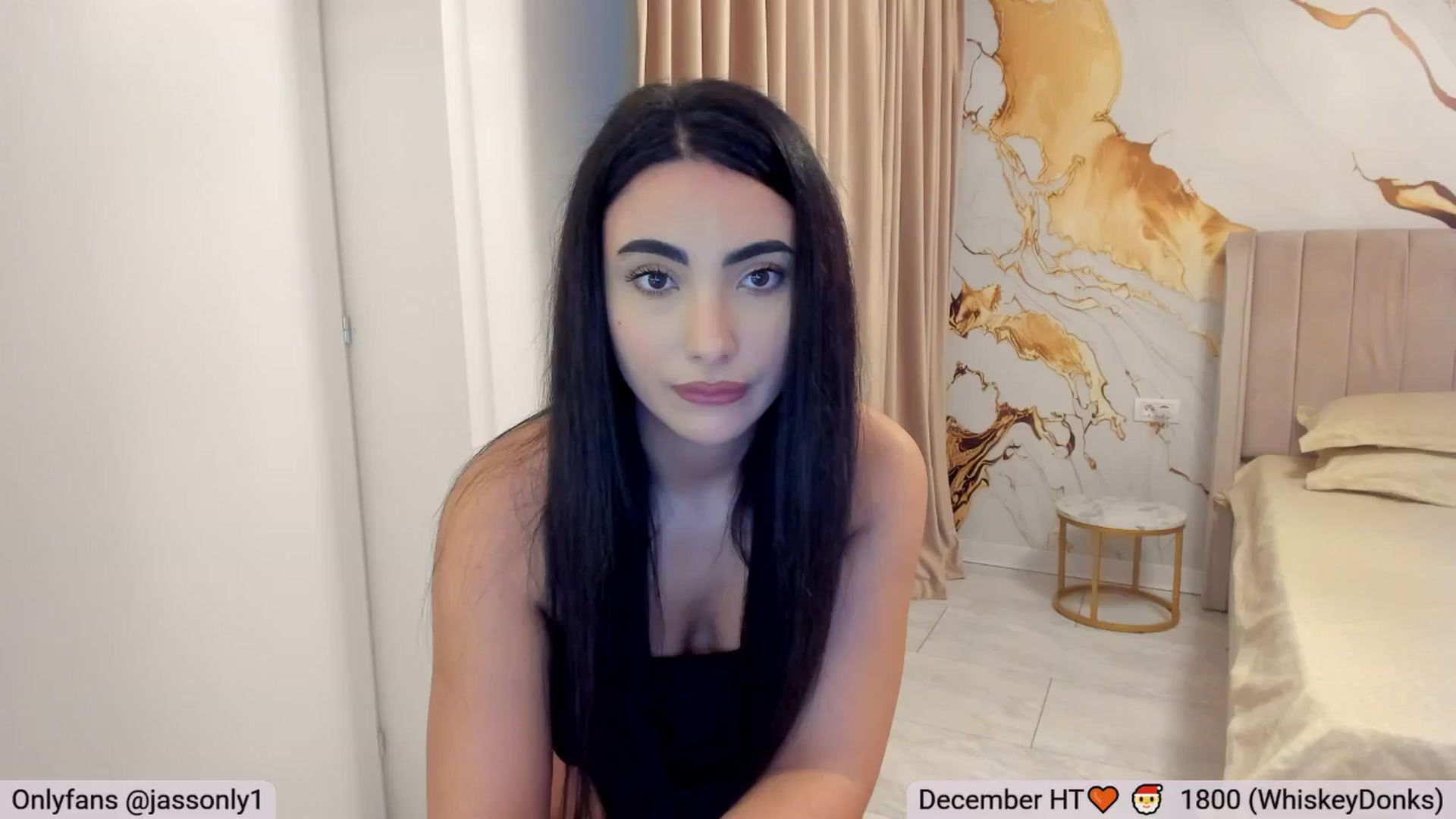 Gallery image thumbnail from DivineJass's myfreecams stream on, 12/18/2025, 14:27 image 5 of 20