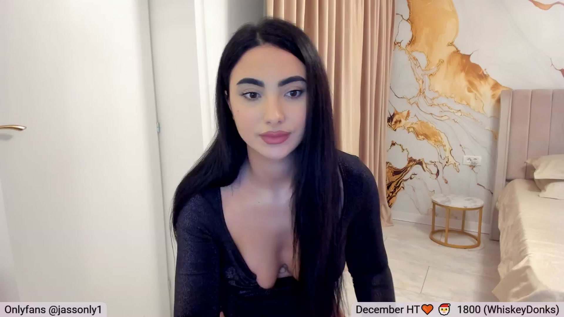 Gallery image thumbnail from DivineJass's myfreecams stream on, 12/19/2025, 14:41 image 14 of 20
