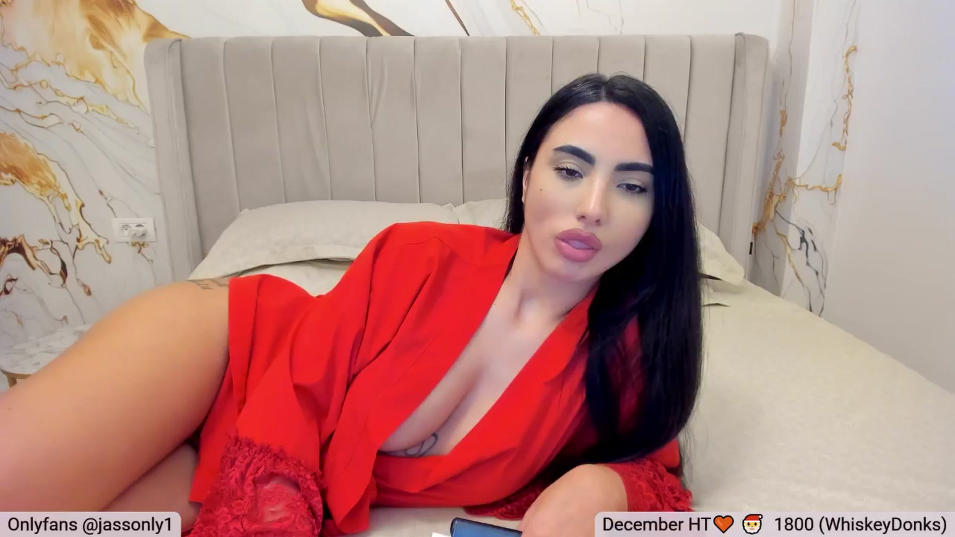 Gallery image thumbnail from DivineJass's myfreecams stream on, 12/22/2025, 13:47 image 13 of 20