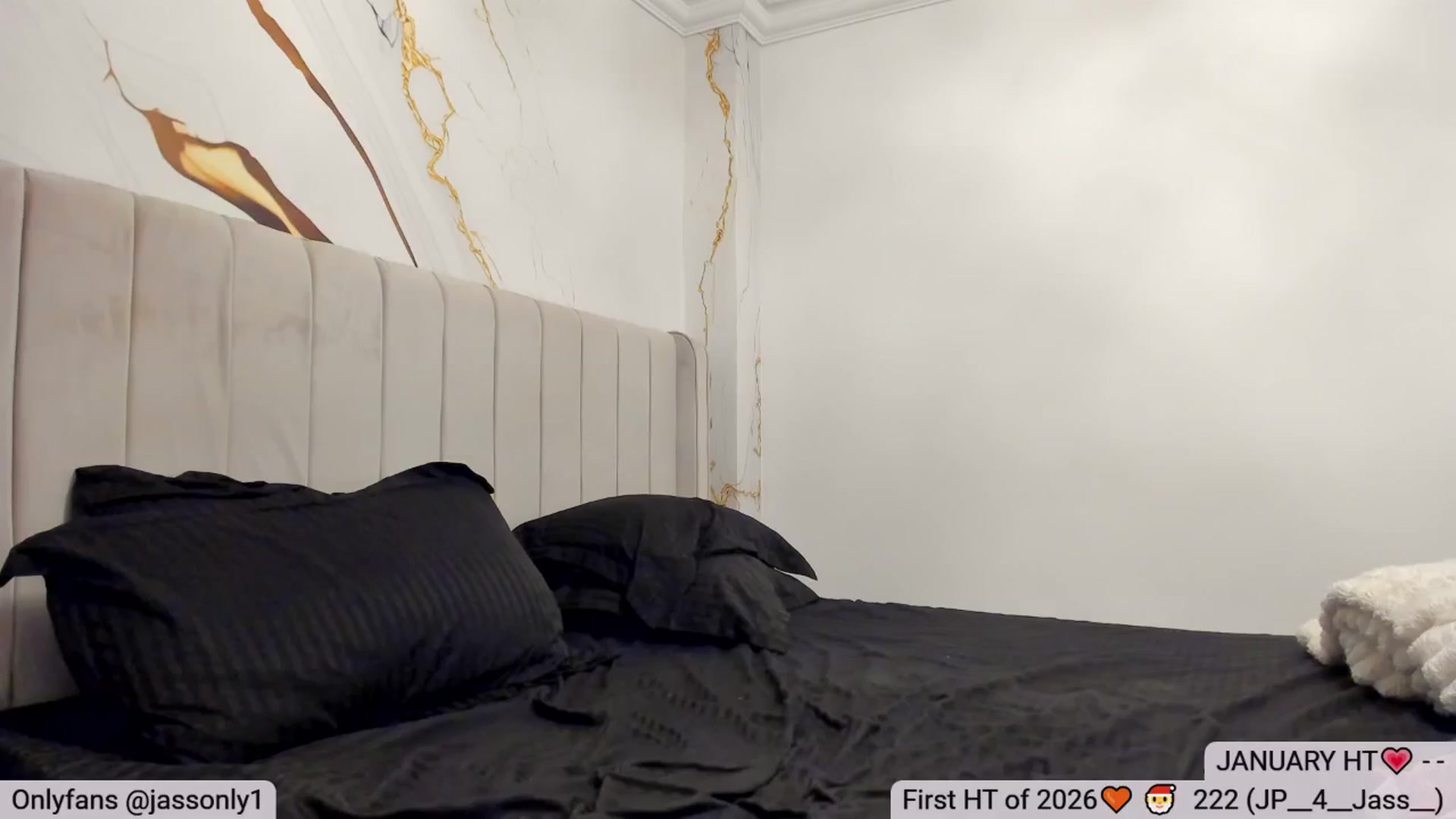 Gallery image thumbnail from DivineJass's myfreecams stream on, 01/01/2026, 19:02 image 11 of 20