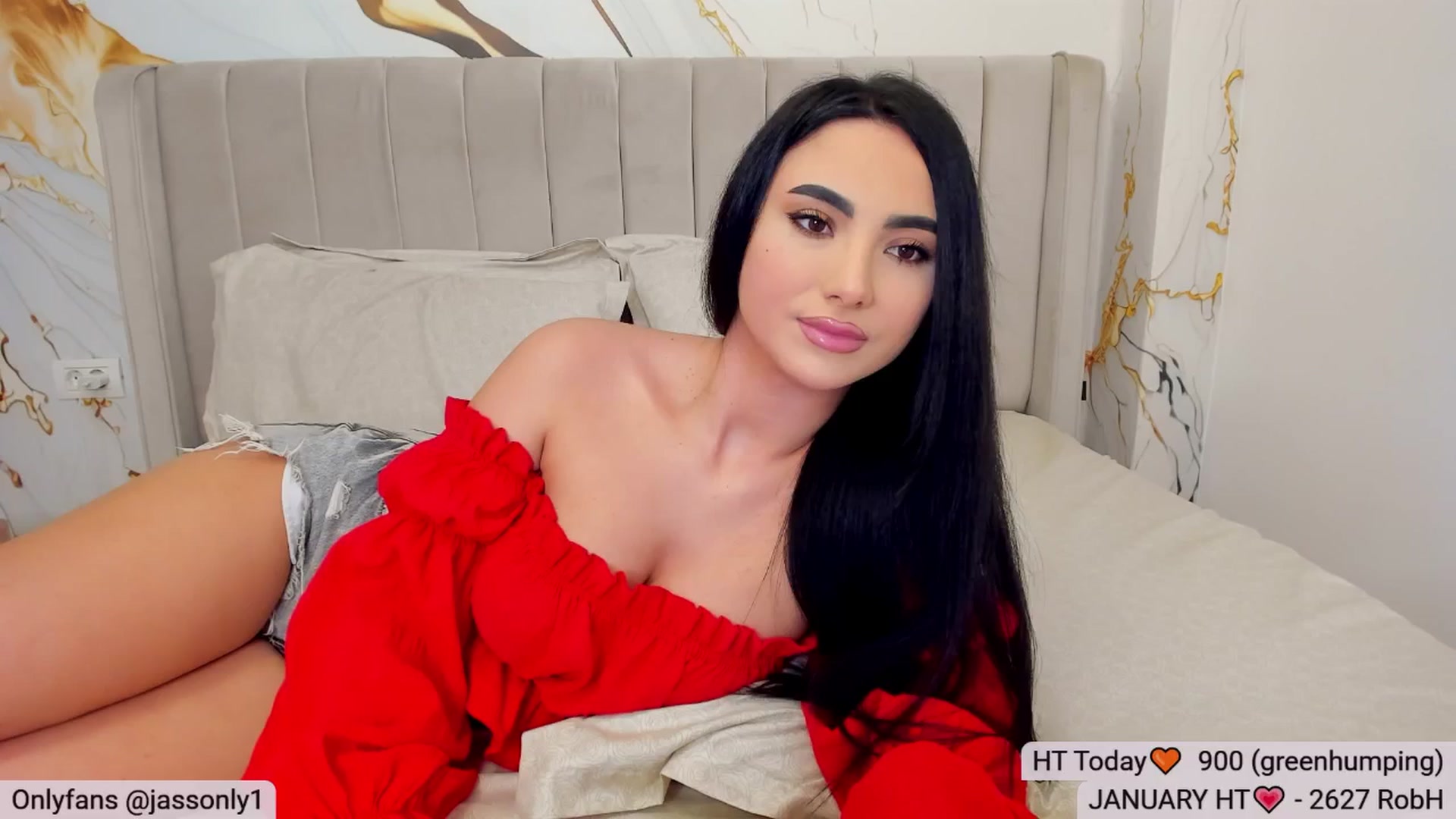 Gallery image thumbnail from DivineJass's myfreecams stream on, 01/06/2026, 18:18 image 15 of 20