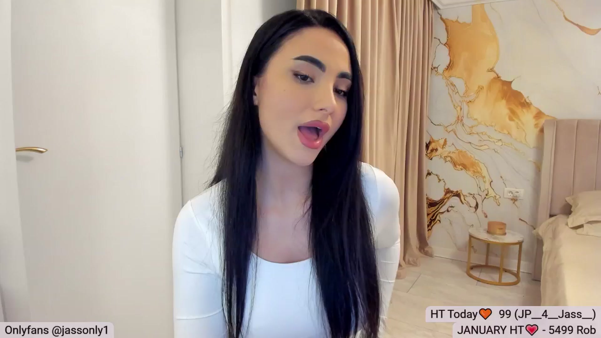 Gallery image thumbnail from DivineJass's myfreecams stream on, 01/10/2026, 18:14 image 16 of 20