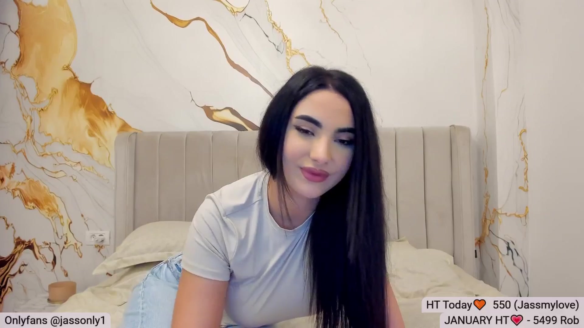 Gallery image thumbnail from DivineJass's myfreecams stream on, 01/12/2026, 22:04 image 3 of 20