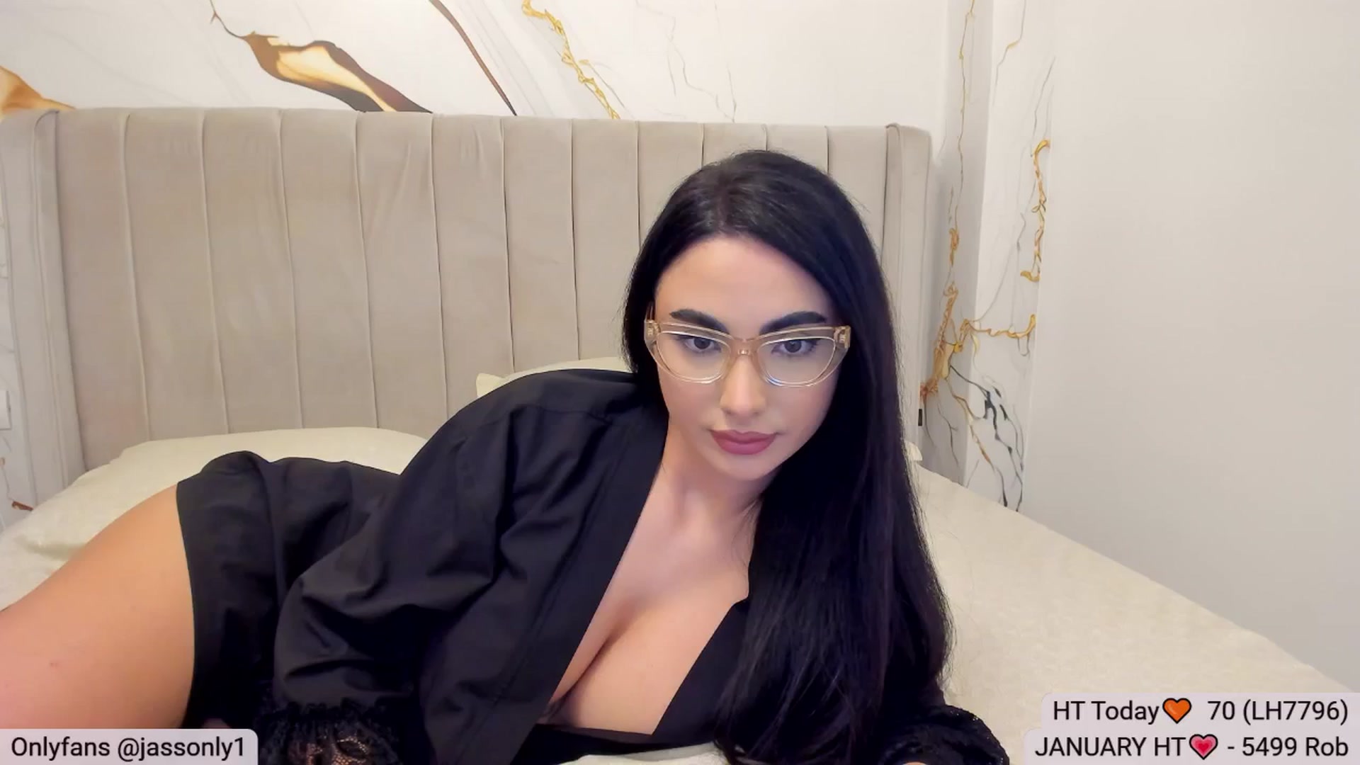 Gallery image thumbnail from DivineJass's myfreecams stream on, 01/14/2026, 21:01 image 7 of 20