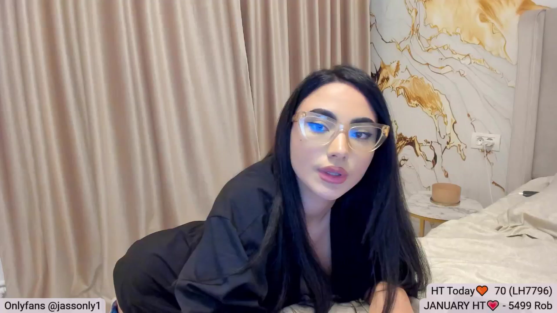 Gallery image thumbnail from DivineJass's myfreecams stream on, 01/14/2026, 23:01 image 6 of 20
