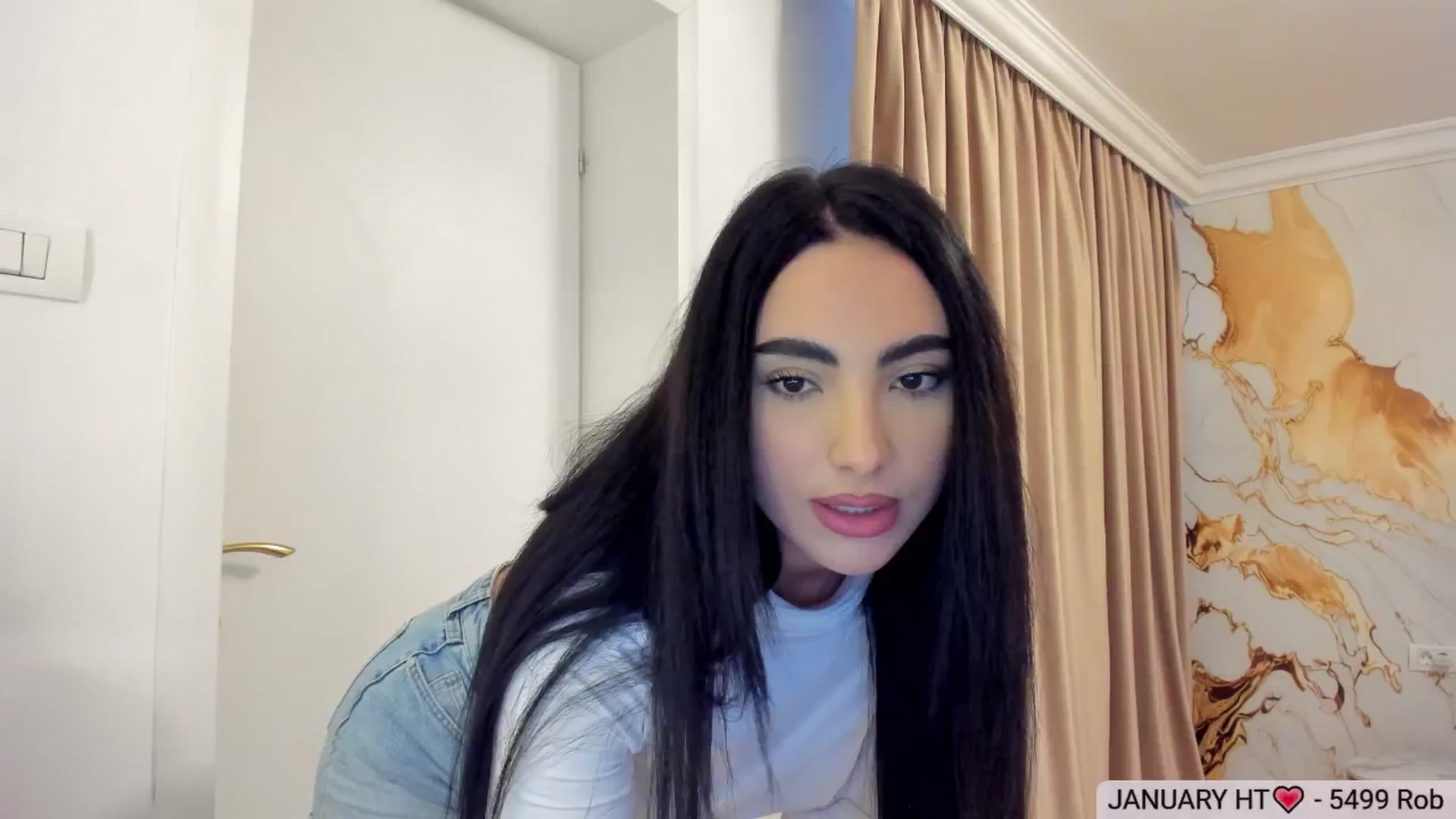 Gallery image thumbnail from DivineJass's myfreecams stream on, 01/21/2026, 14:07 image 4 of 20