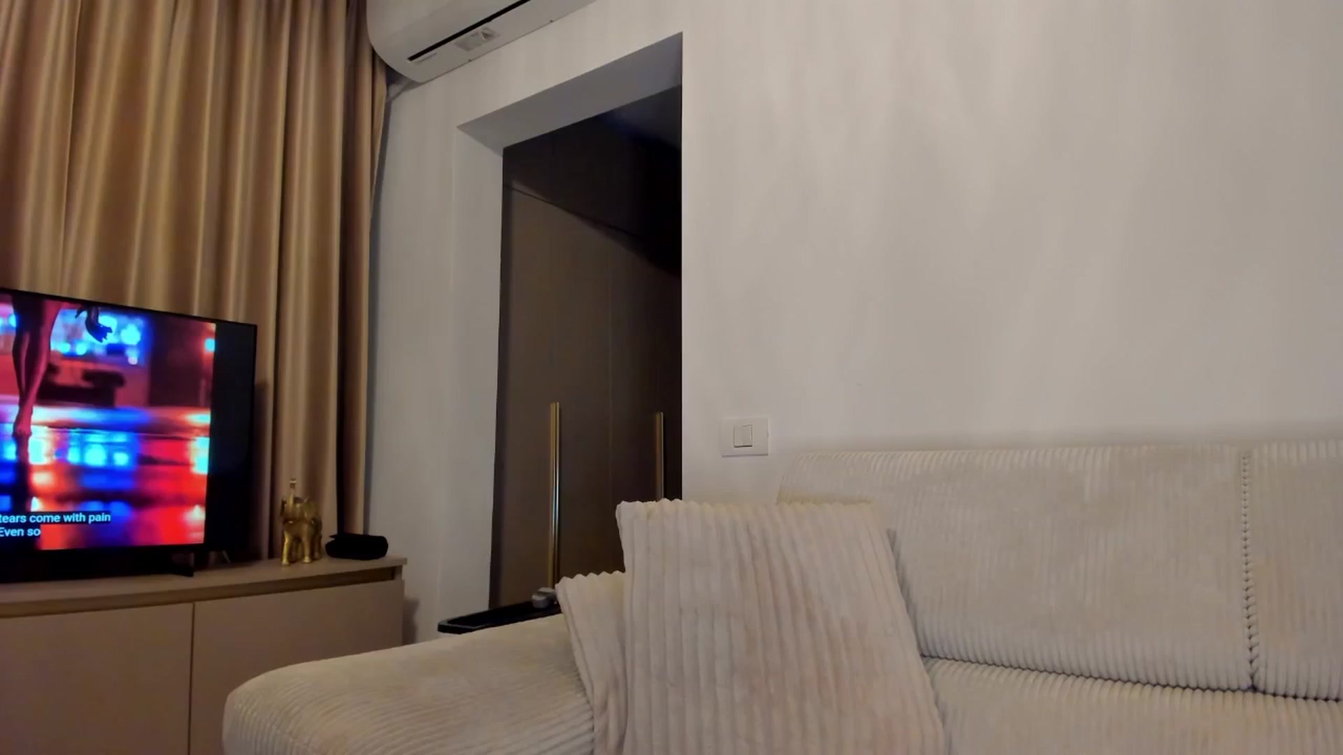 Gallery image thumbnail from DivineJass's myfreecams stream on, 01/23/2026, 05:51 image 19 of 20
