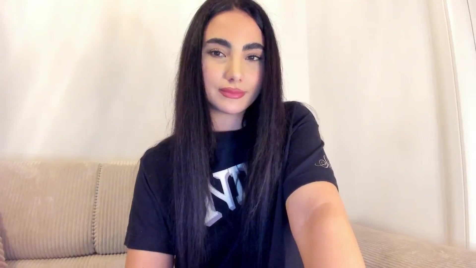 Gallery image thumbnail from DivineJass's myfreecams stream on, 01/23/2026, 17:11 image 12 of 20