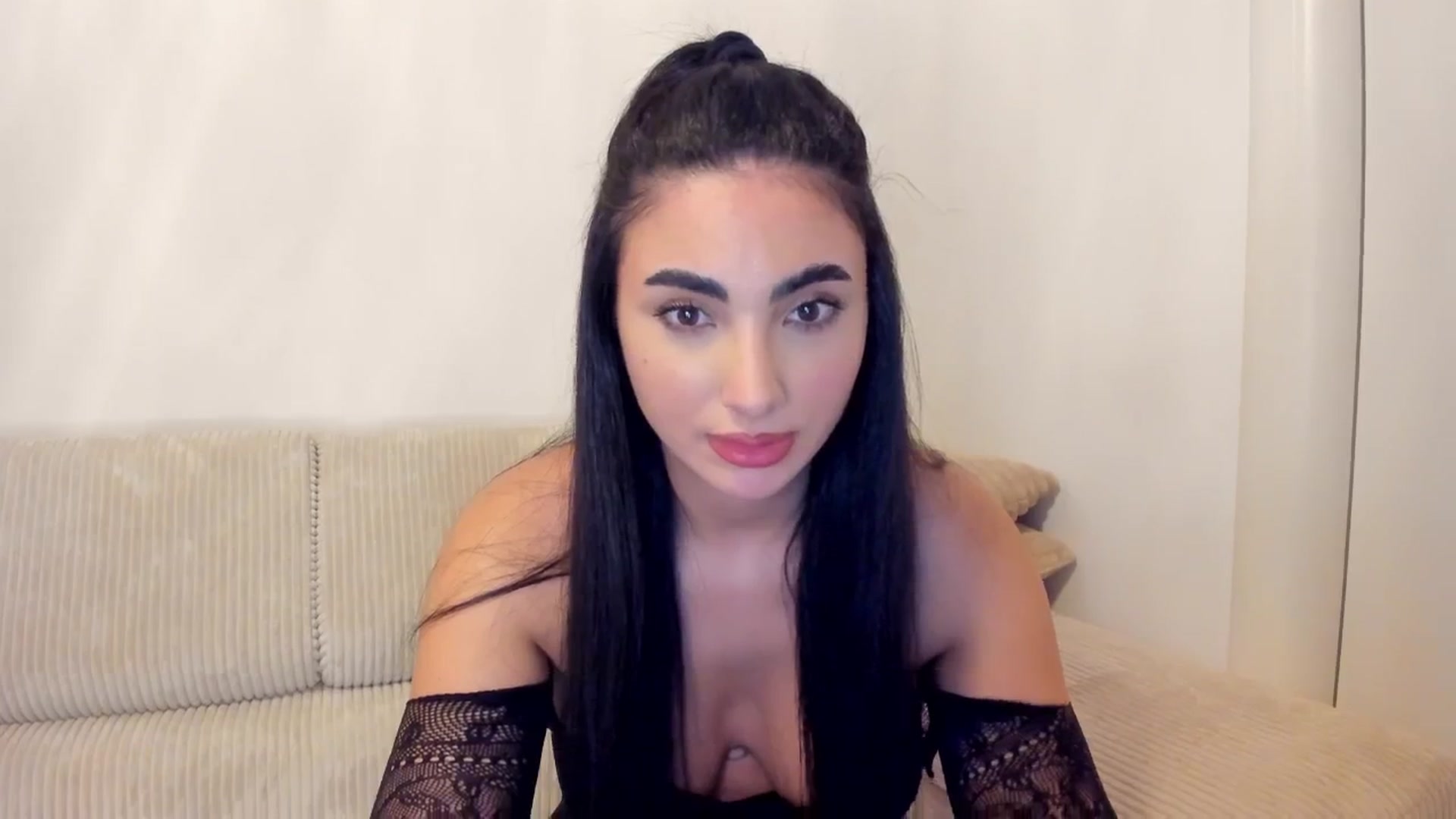 Gallery image thumbnail from DivineJass's myfreecams stream on, 01/25/2026, 14:05 image 6 of 20