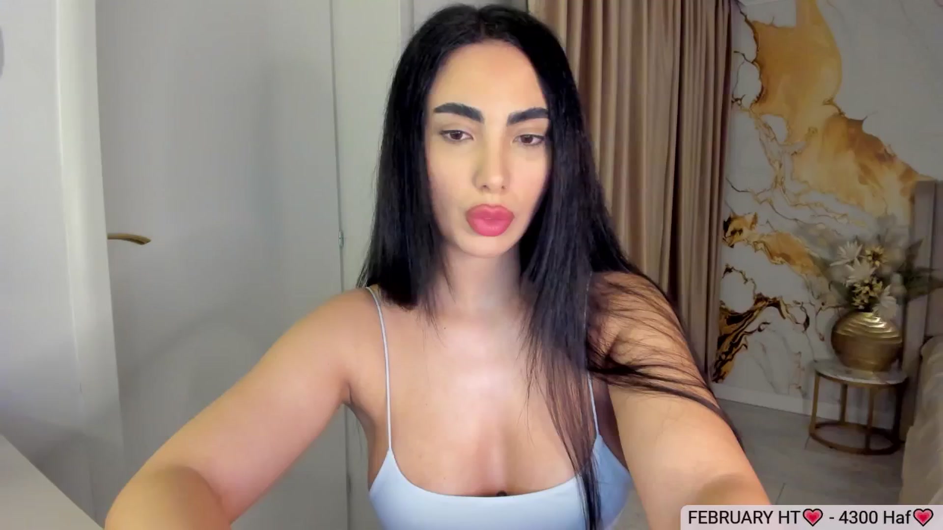 Gallery image thumbnail from DivineJass's myfreecams stream on, 02/06/2026, 05:34 image 1 of 20