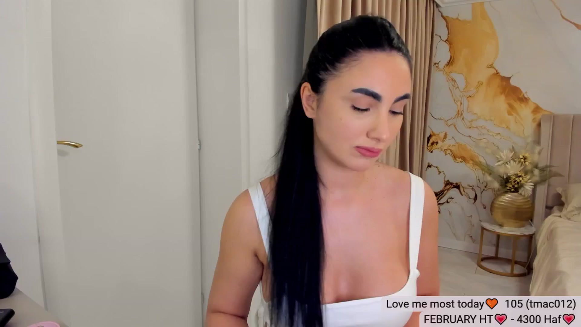 Gallery image thumbnail from DivineJass's myfreecams stream on, 02/07/2026, 16:25 image 15 of 20