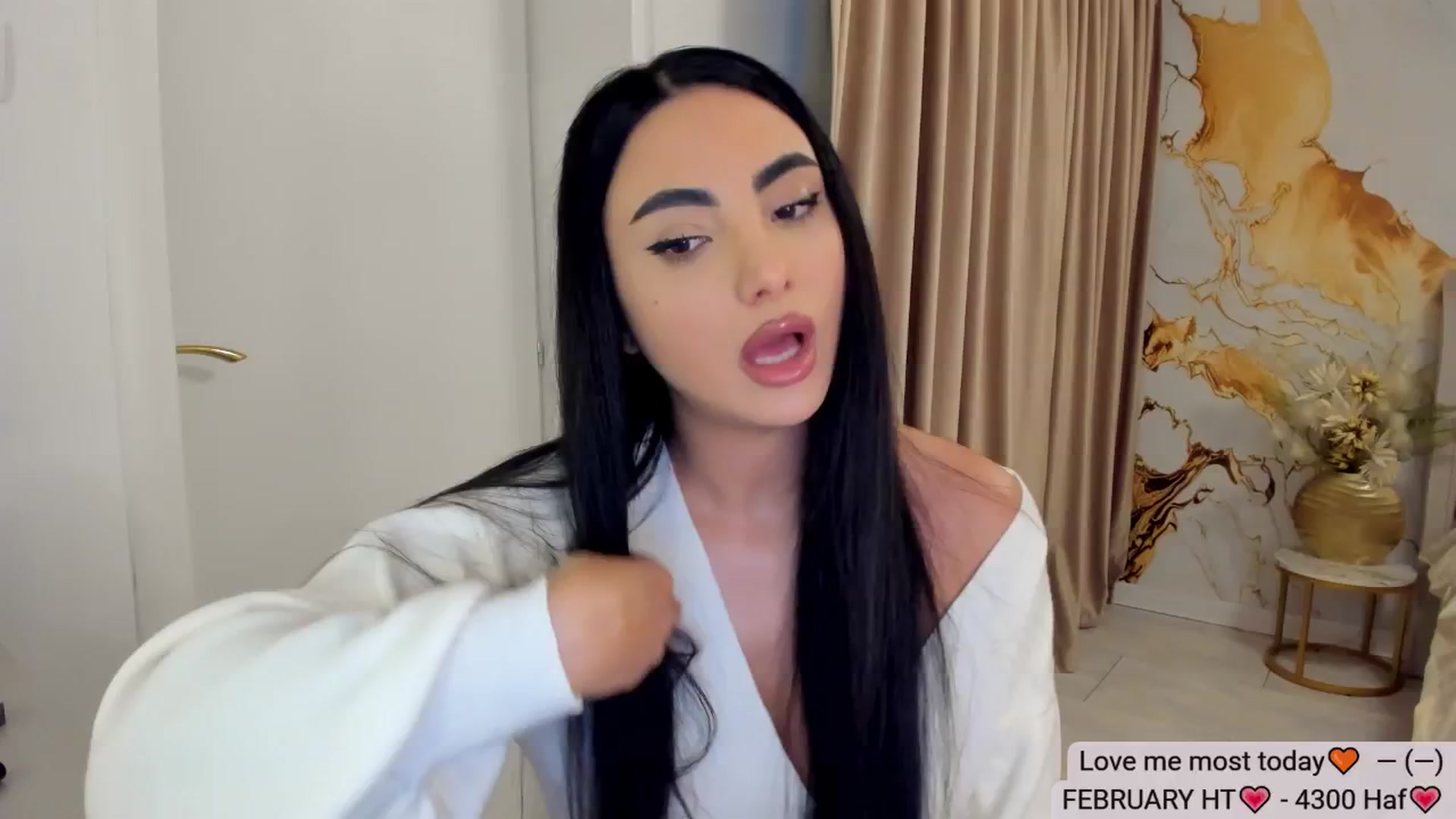 Gallery image thumbnail from DivineJass's myfreecams stream on, 02/13/2026, 14:35 image 3 of 20