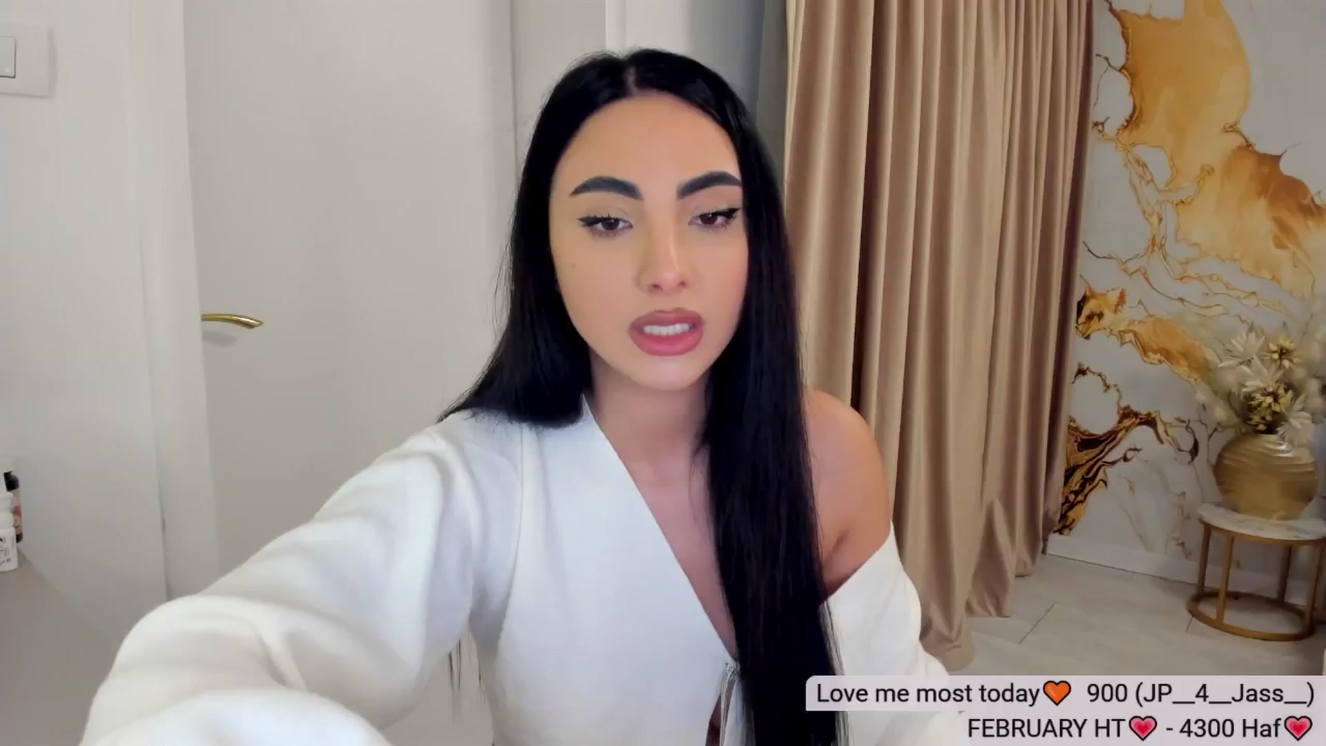 Gallery image thumbnail from DivineJass's myfreecams stream on, 02/13/2026, 14:35 image 15 of 20