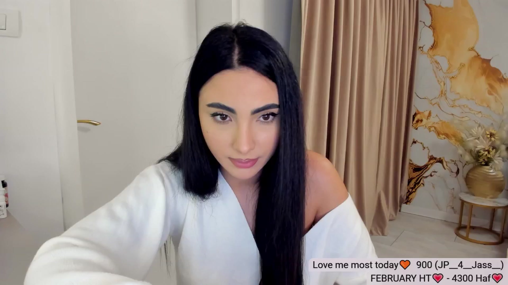 Gallery image thumbnail from DivineJass's myfreecams stream on, 02/13/2026, 14:35 image 16 of 20