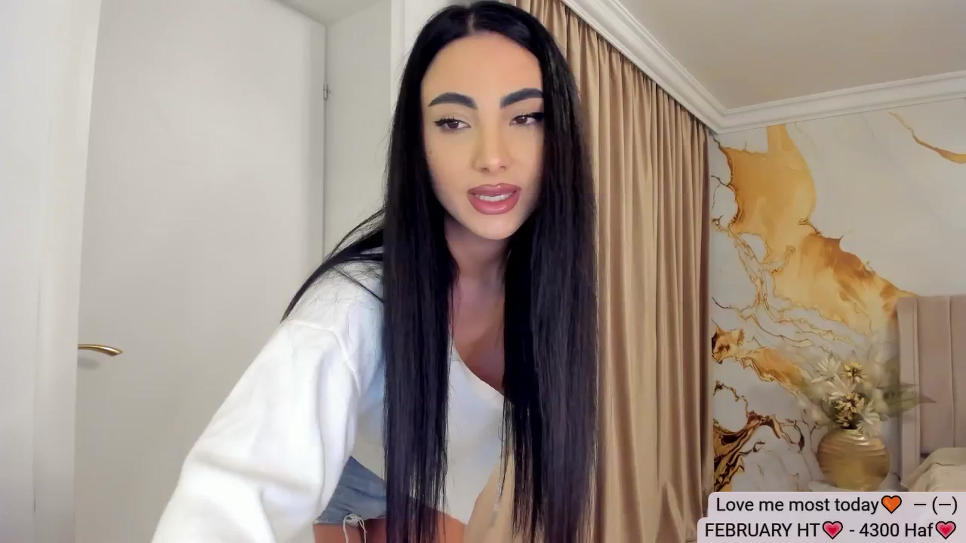 Gallery image thumbnail from DivineJass's myfreecams stream on, 02/13/2026, 14:35 image 2 of 20