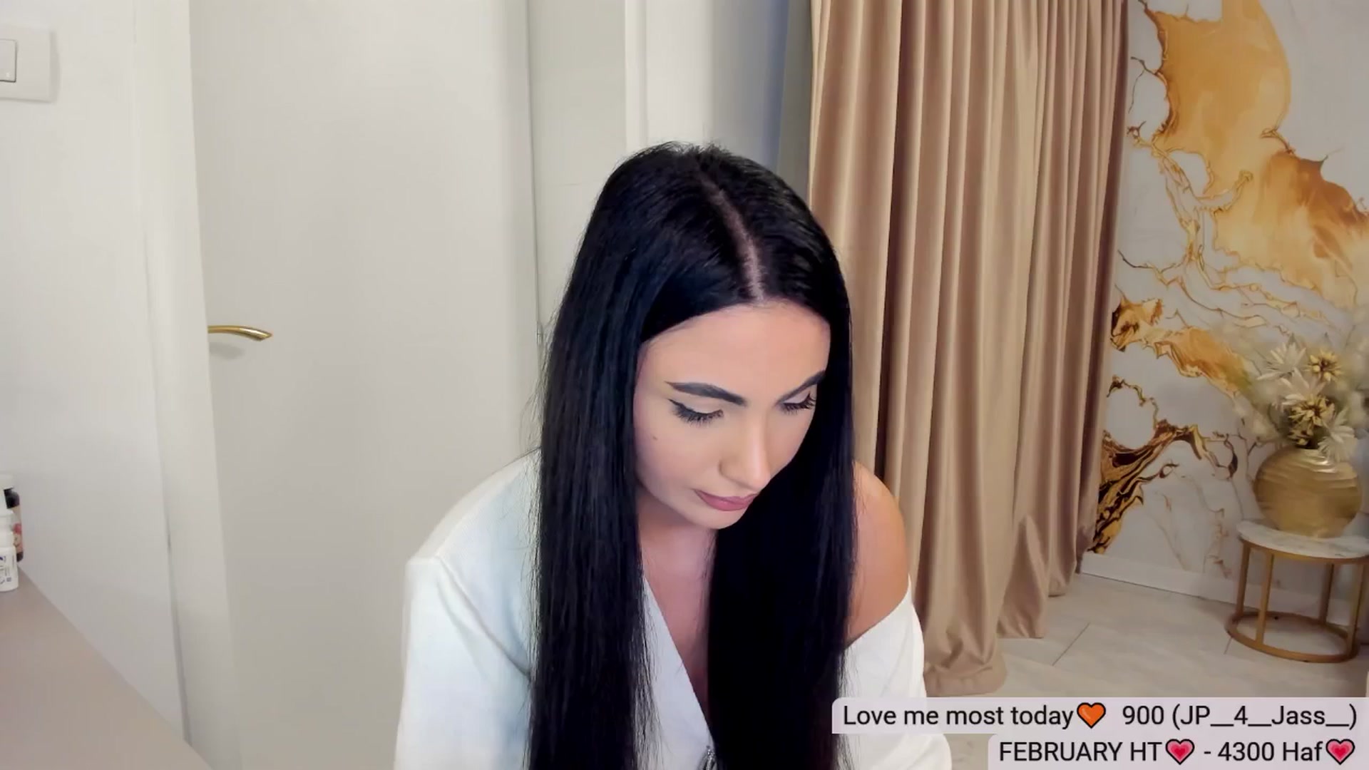 Gallery image thumbnail from DivineJass's myfreecams stream on, 02/13/2026, 14:35 image 11 of 20
