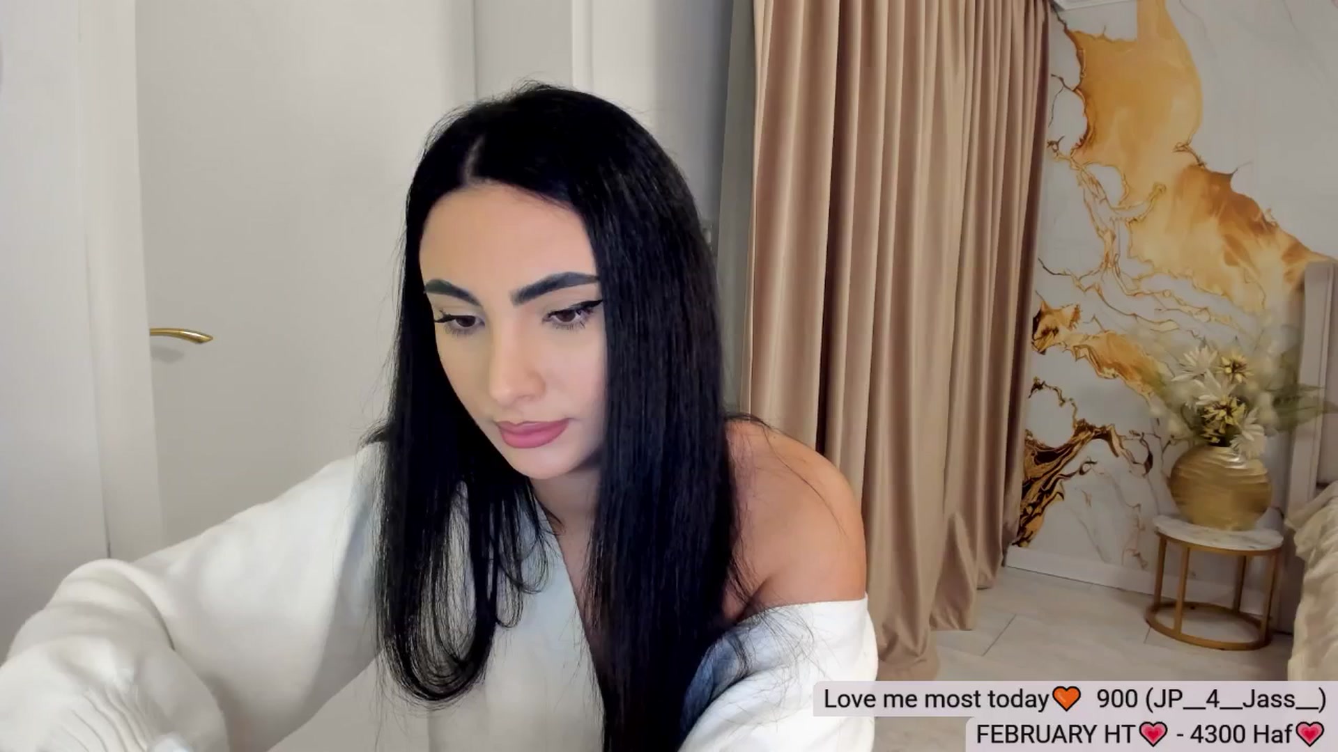 Gallery image thumbnail from DivineJass's myfreecams stream on, 02/13/2026, 15:14 image 15 of 20