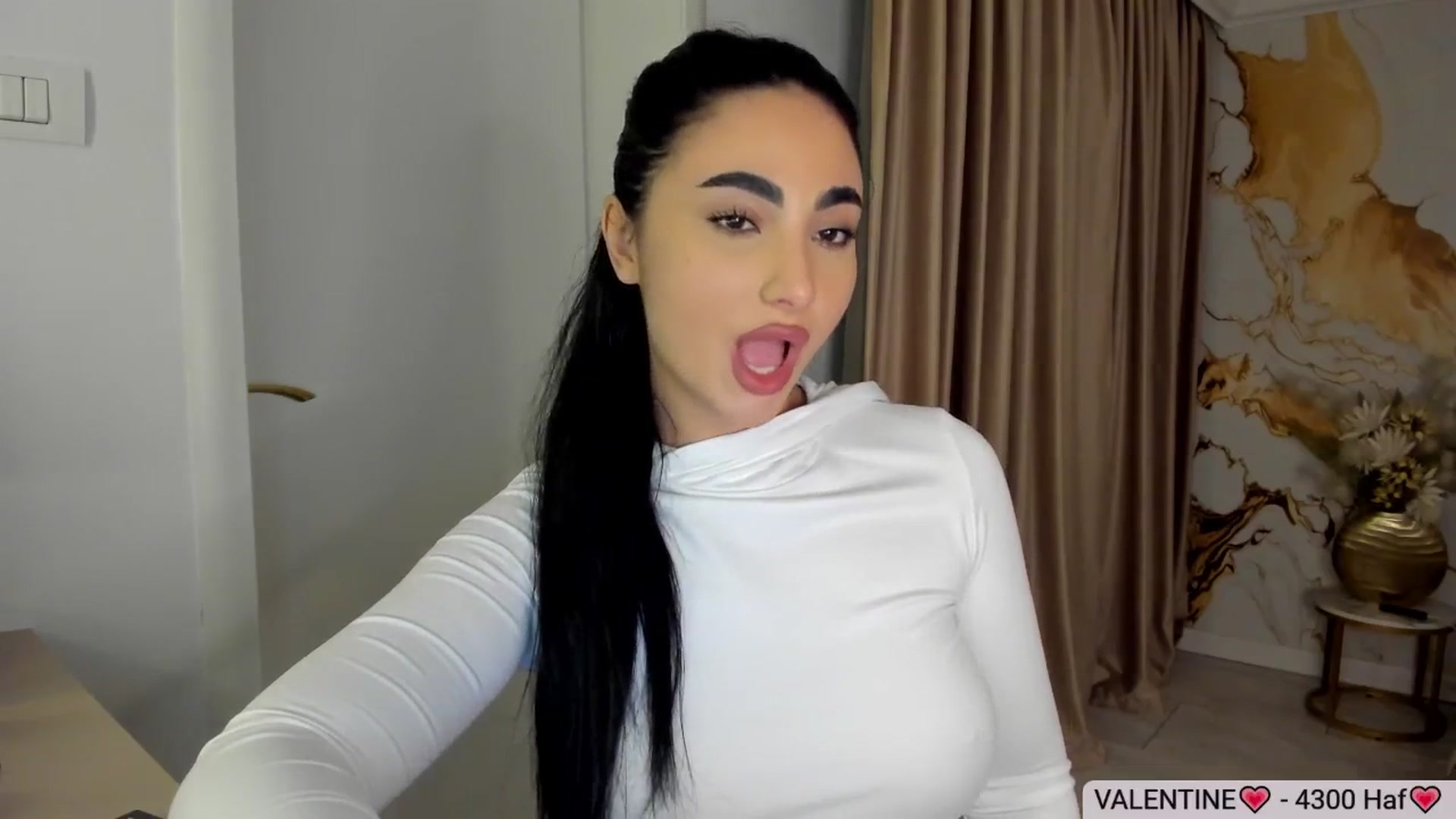 Gallery image thumbnail from DivineJass's myfreecams stream on, 02/22/2026, 18:02 image 14 of 20