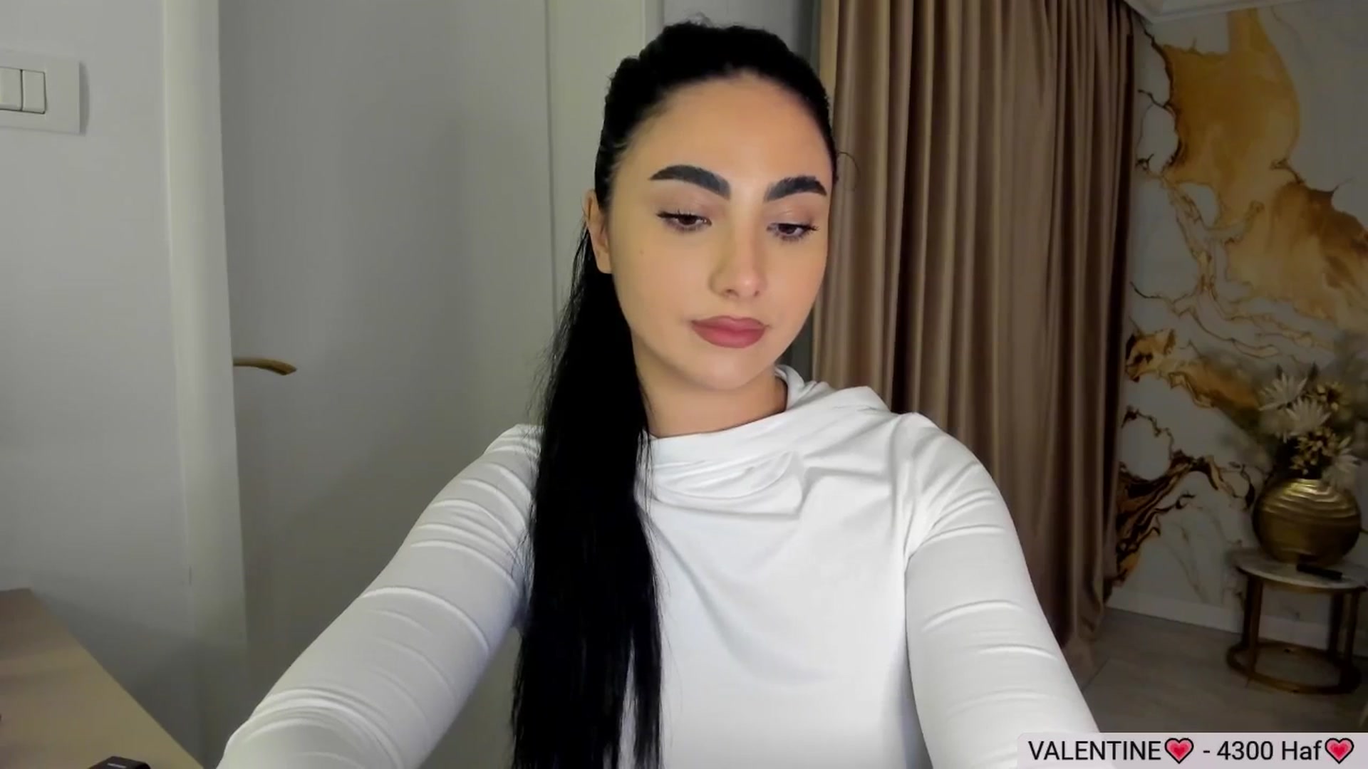 Gallery image thumbnail from DivineJass's myfreecams stream on, 02/22/2026, 18:02 image 16 of 20