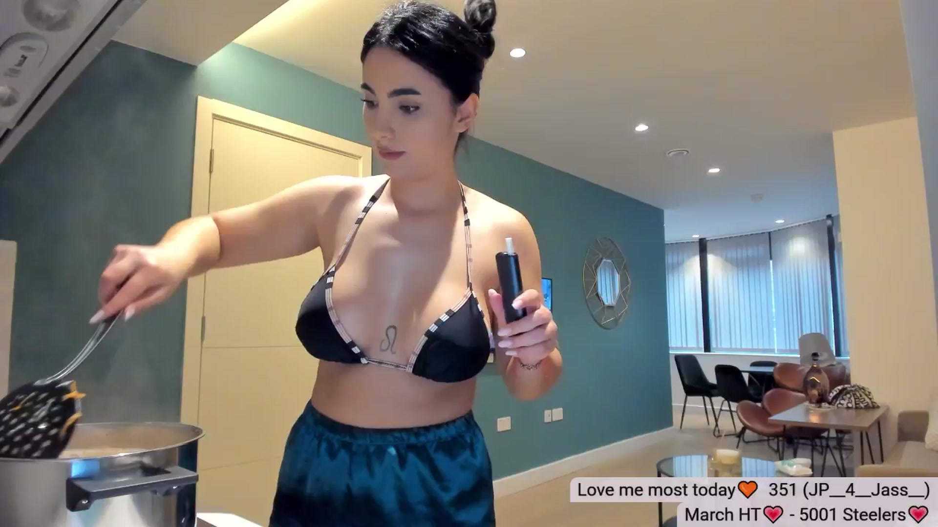 Gallery image thumbnail from DivineJass's myfreecams stream on, 03/08/2026, 15:38 image 7 of 20