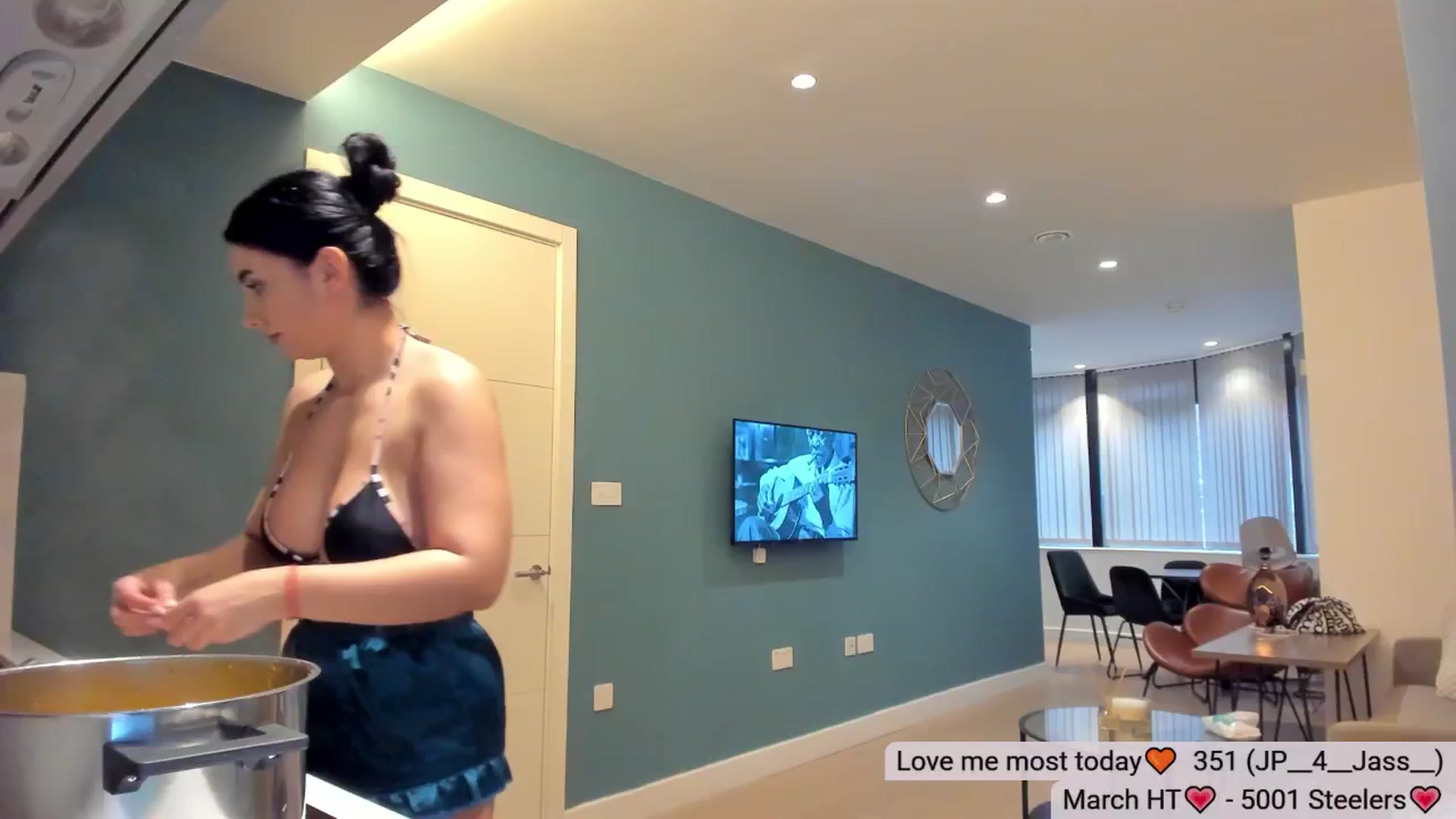Gallery image thumbnail from DivineJass's myfreecams stream on, 03/08/2026, 15:38 image 17 of 20