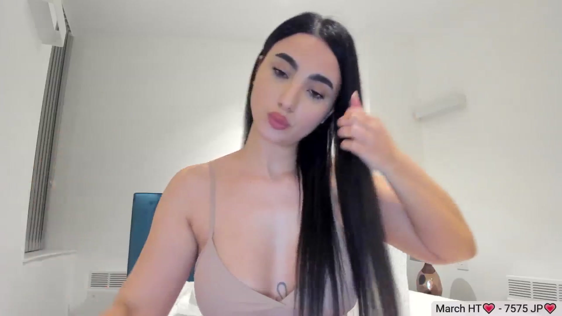 Gallery image thumbnail from DivineJass's myfreecams stream on, 03/11/2026, 22:06 image 17 of 20