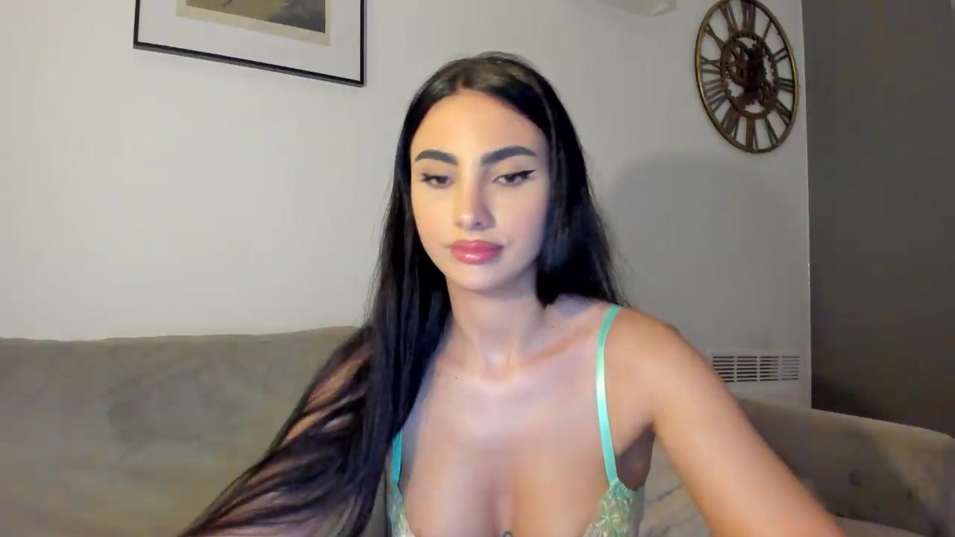 Gallery image thumbnail from DivineJass's myfreecams stream on, 06/01/2026, 18:56 image 16 of 20