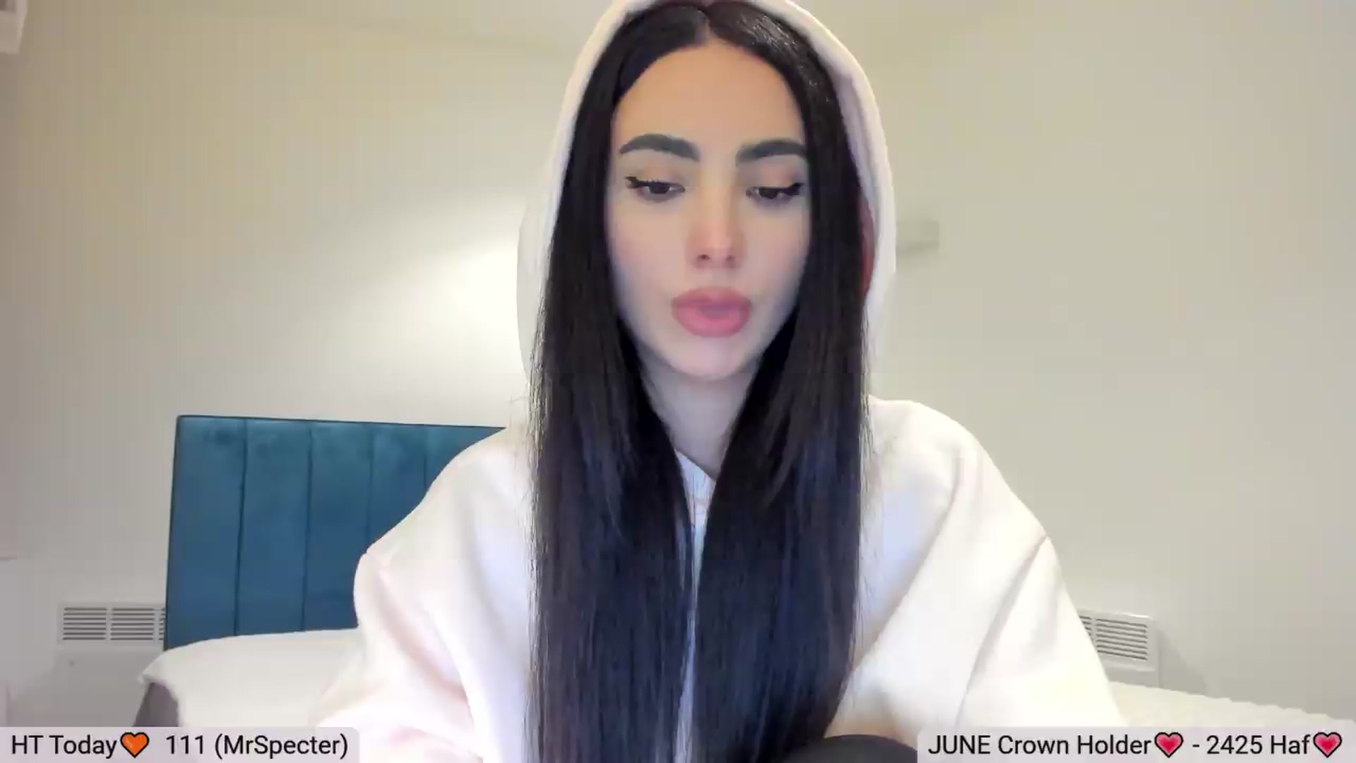 Gallery image thumbnail from DivineJass's myfreecams stream on, 06/07/2026, 24:03 image 3 of 20