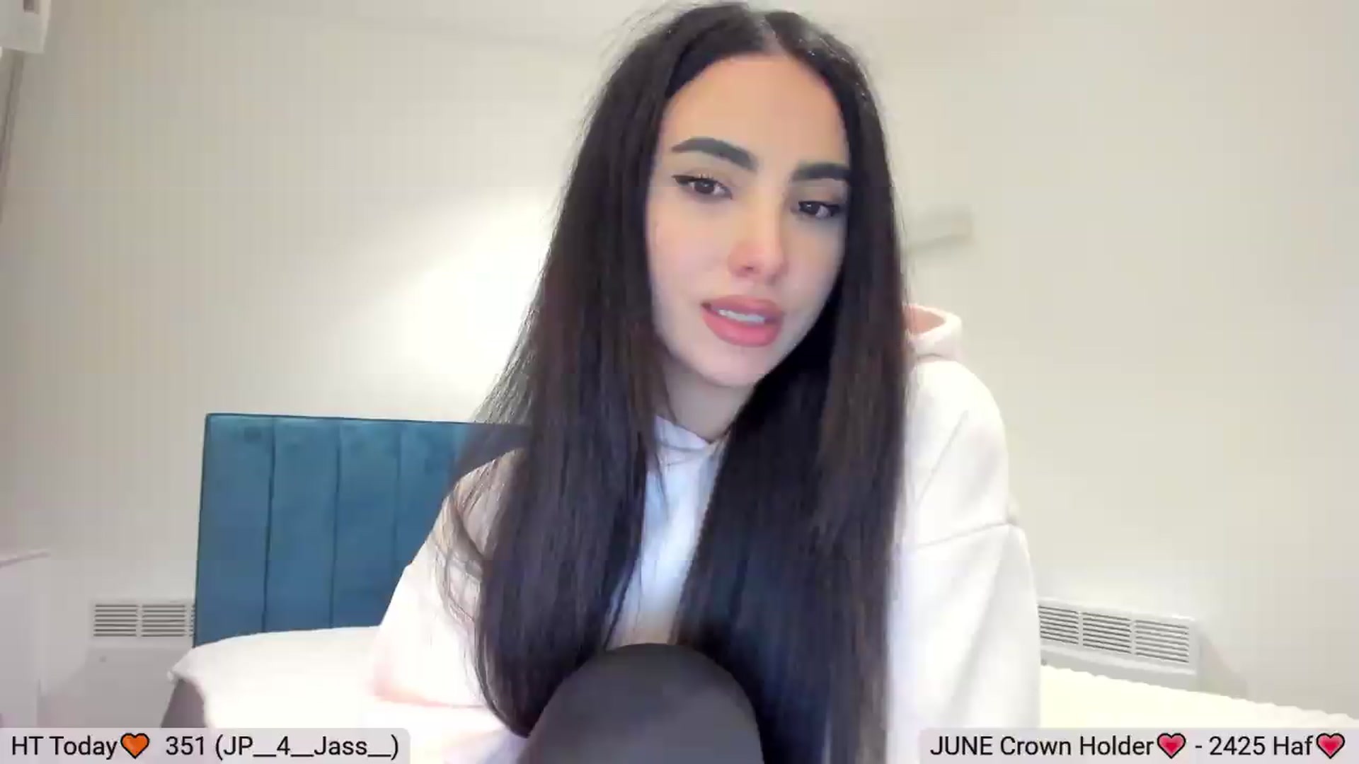 Gallery image thumbnail from DivineJass's myfreecams stream on, 06/07/2026, 24:03 image 5 of 20