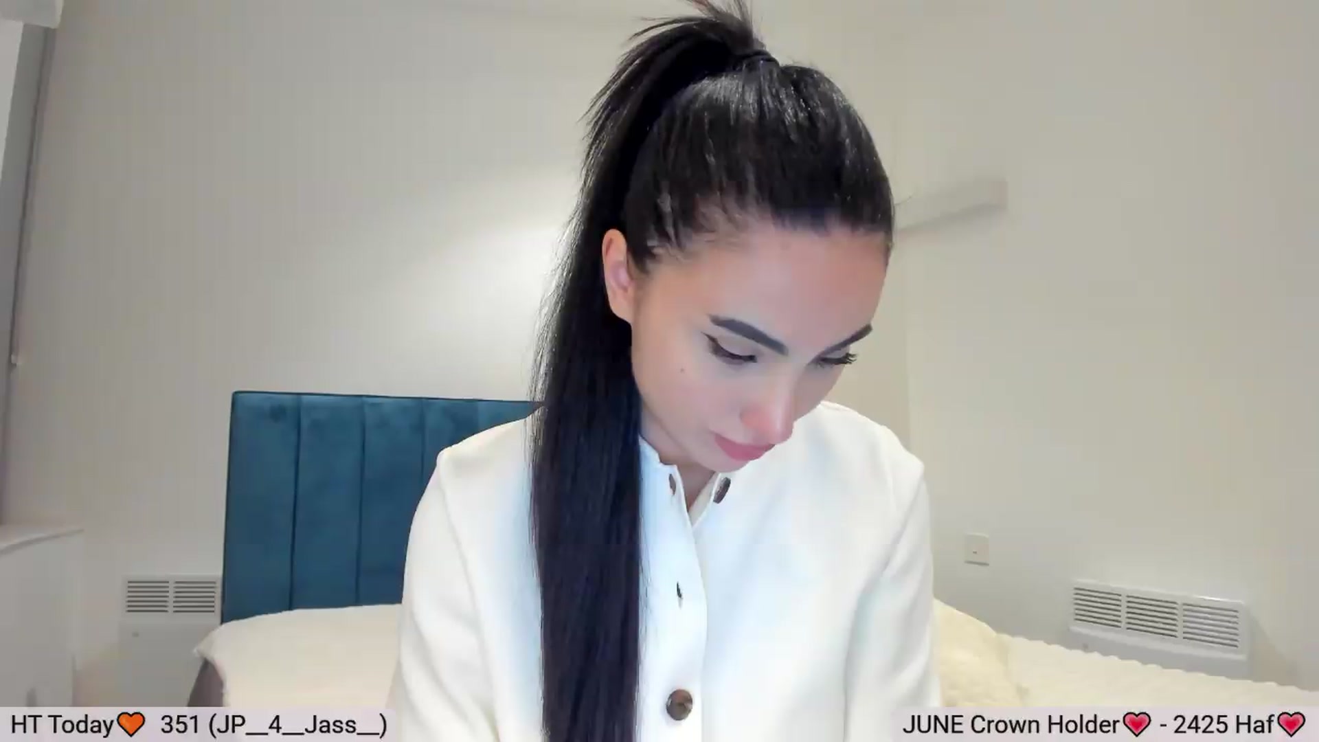 Gallery image thumbnail from DivineJass's myfreecams stream on, 06/07/2026, 24:03 image 15 of 20