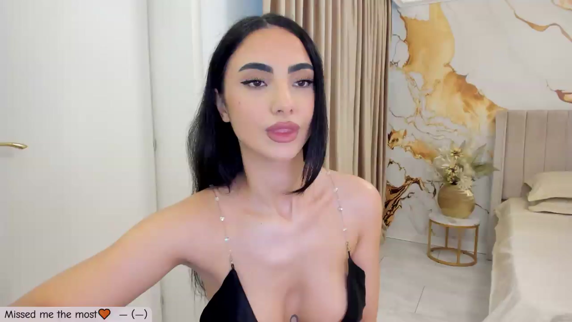 Gallery image thumbnail from DivineJass's myfreecams stream on, 07/01/2026, 10:57 image 12 of 20