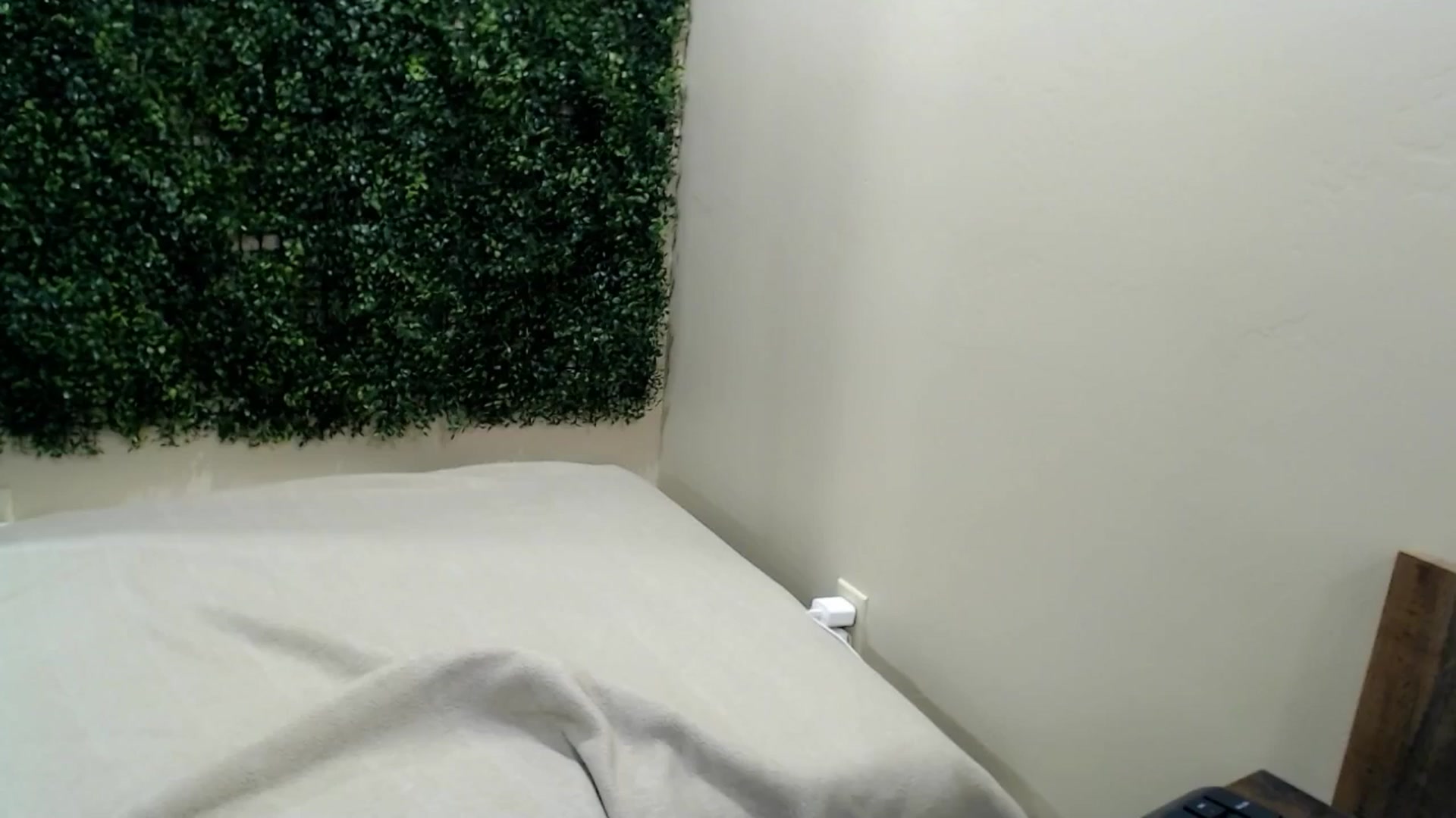 Gallery image thumbnail from Divine_Honey's myfreecams stream on, 07/26/2025, 19:12 image 1 of 20