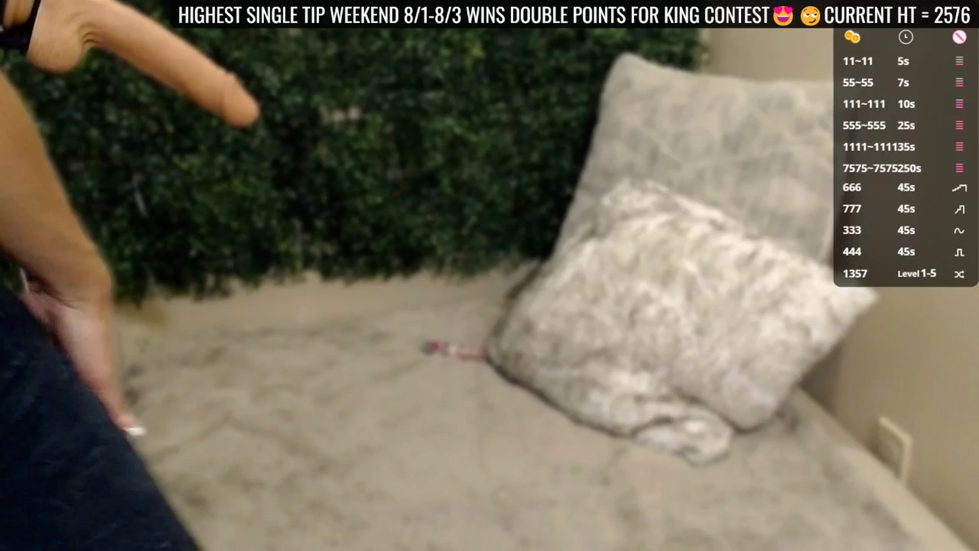 Gallery image thumbnail from Divine_Honey's myfreecams stream on, 08/03/2025, 02:33 image 17 of 20