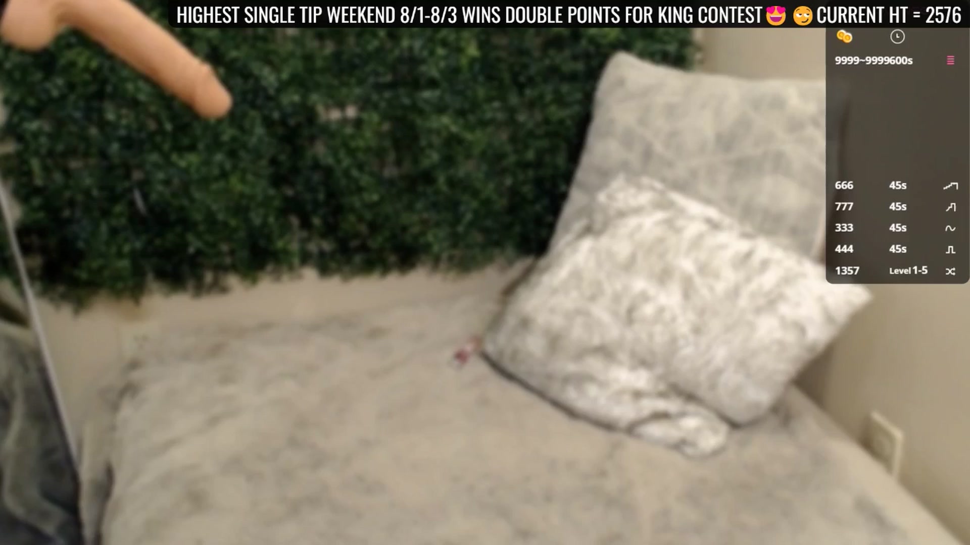 Gallery image thumbnail from Divine_Honey's myfreecams stream on, 08/03/2025, 02:33 image 4 of 20