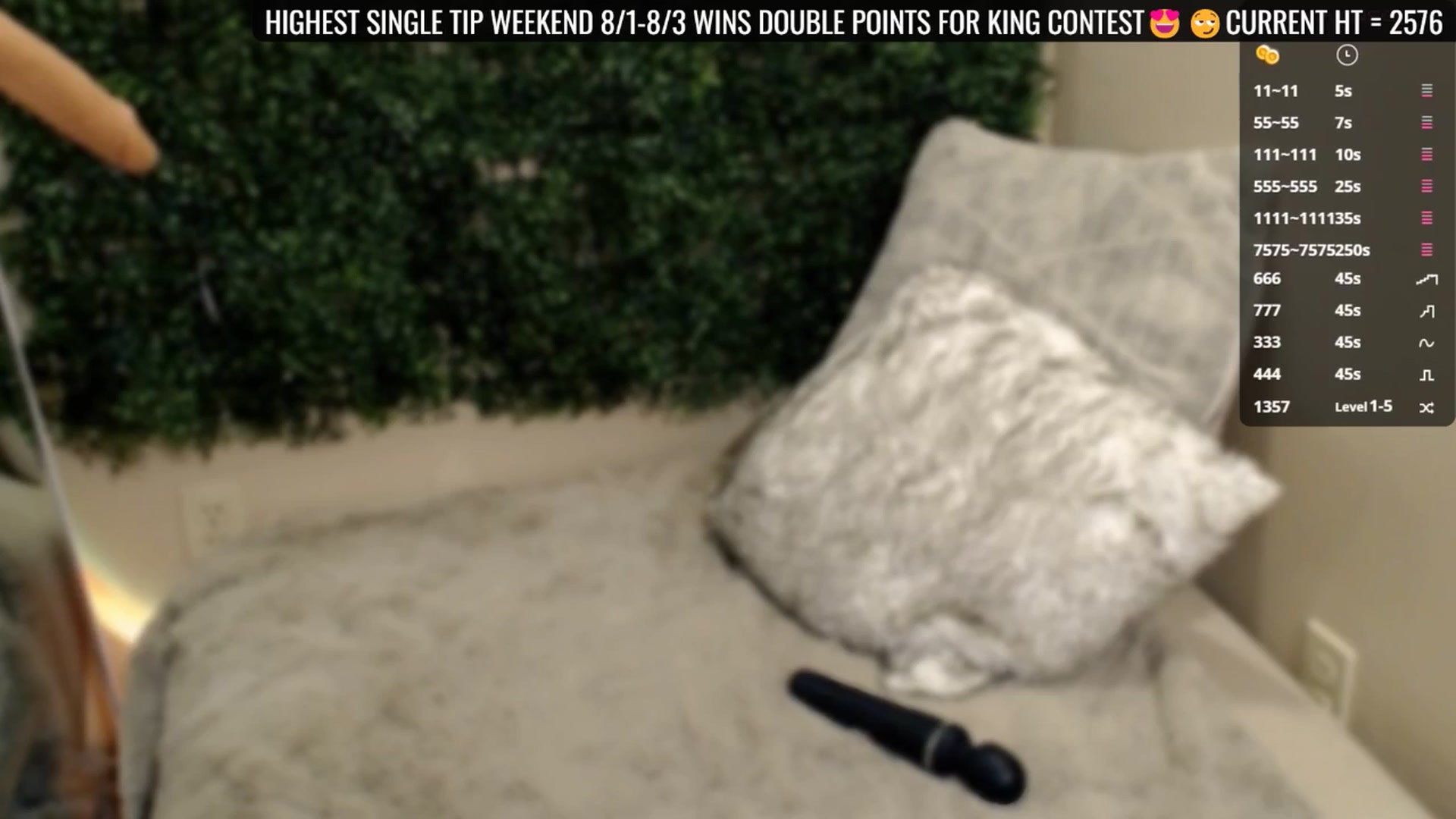 Gallery image thumbnail from Divine_Honey's myfreecams stream on, 08/03/2025, 06:37 image 5 of 20