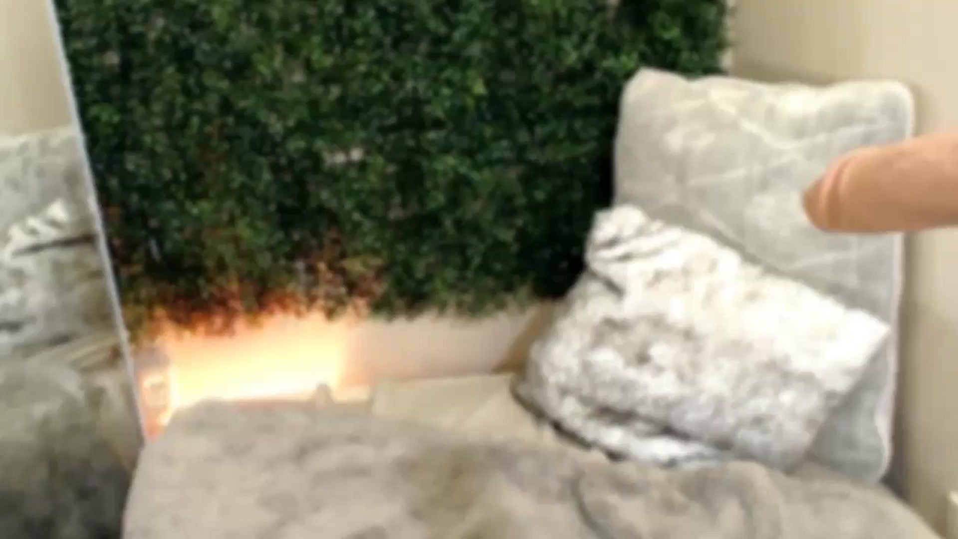 Gallery image thumbnail from Divine_Honey's myfreecams stream on, 08/10/2025, 06:26 image 11 of 20