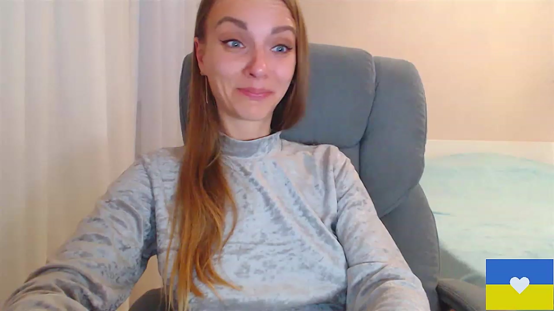 Gallery image thumbnail from Divine_Phenix's myfreecams stream on, 11/19/2022, 14:36 image 18 of 20