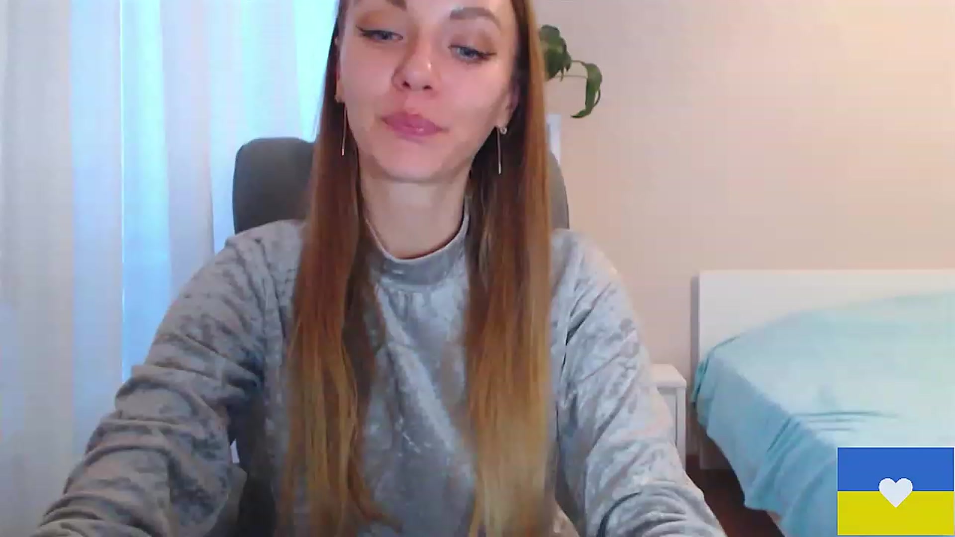Gallery image thumbnail from Divine_Phenix's myfreecams stream on, 11/19/2022, 14:36 image 7 of 20