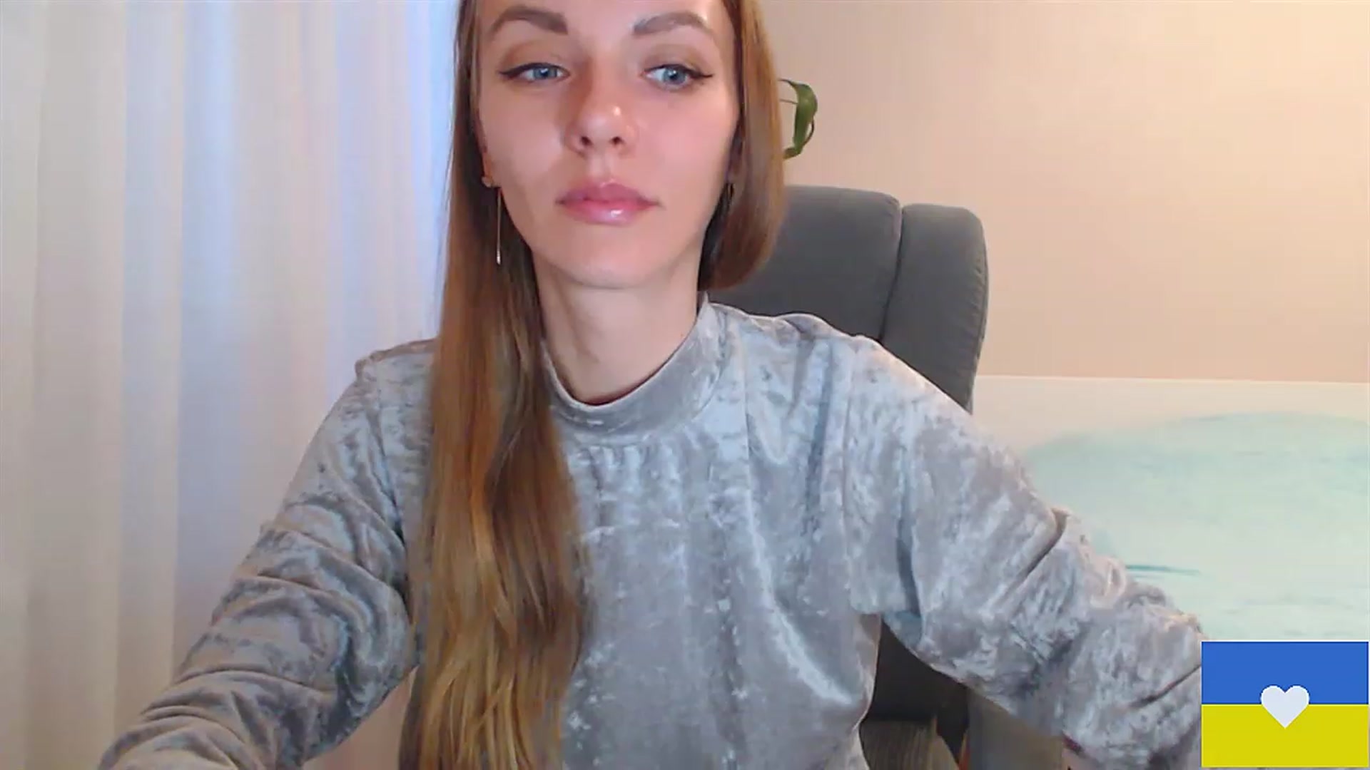 Gallery image thumbnail from Divine_Phenix's myfreecams stream on, 11/19/2022, 14:36 image 12 of 20