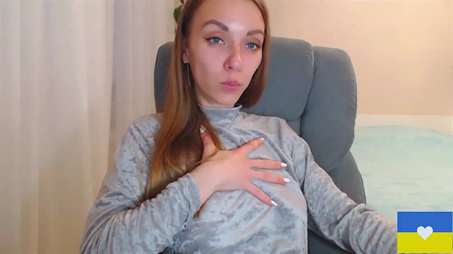 Gallery image thumbnail from Divine_Phenix's myfreecams stream on, 11/19/2022, 14:36 image 19 of 20