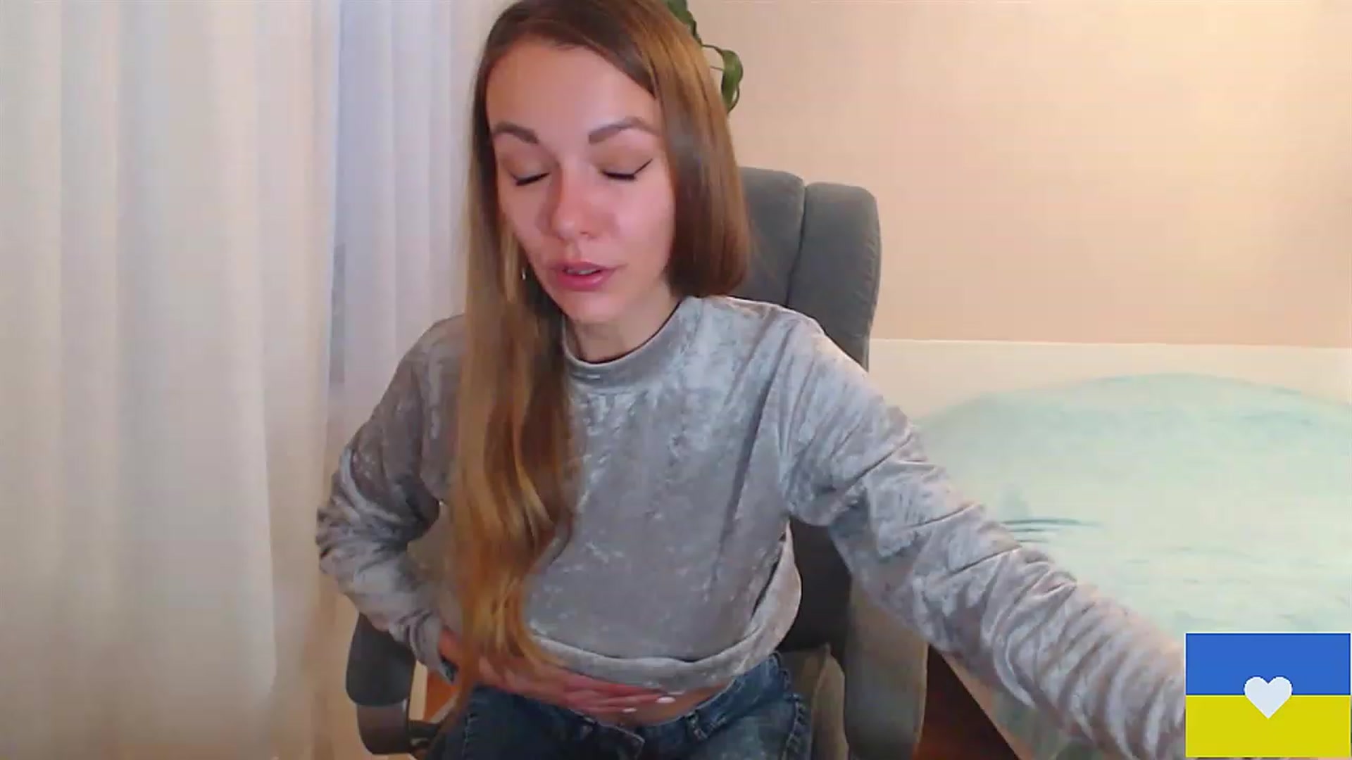 Gallery image thumbnail from Divine_Phenix's myfreecams stream on, 11/19/2022, 14:36 image 16 of 20